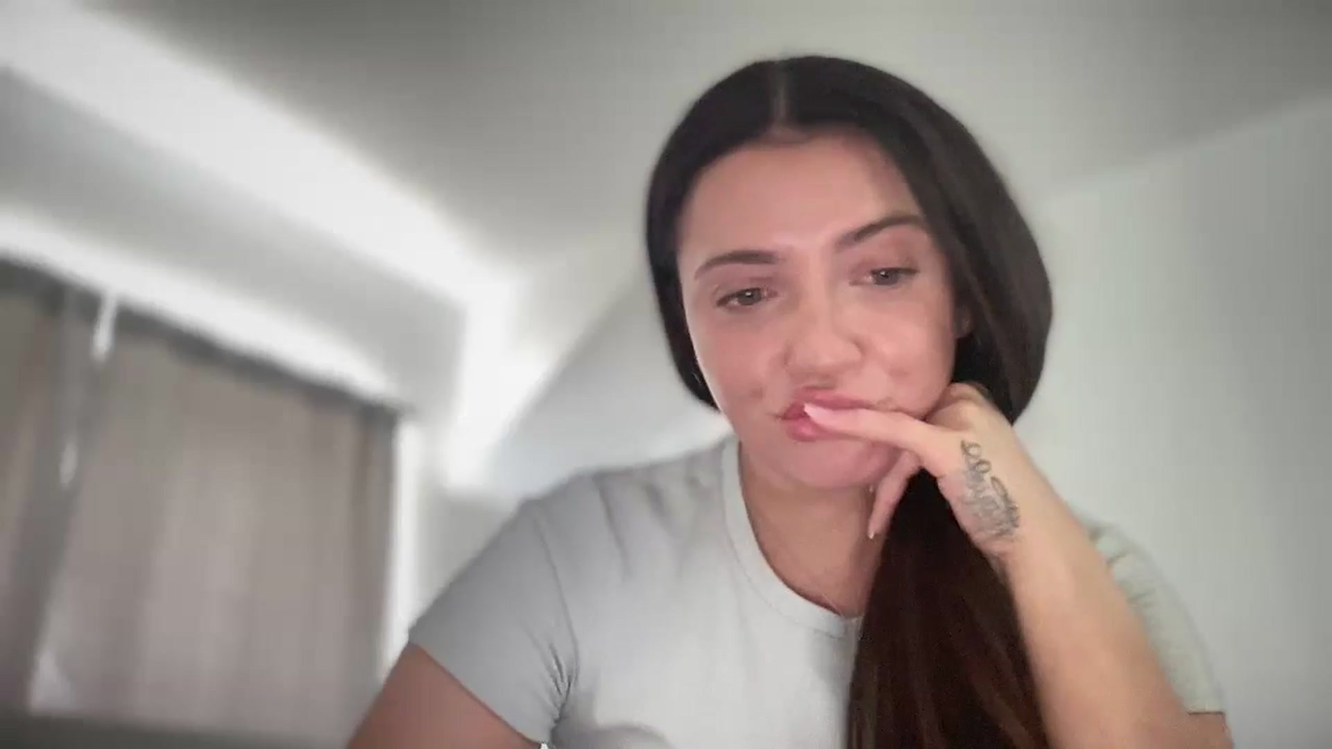 Gallery image thumbnail from arielxxx's myfreecams stream on, 07/09/2024, 16:01 image 8 of 20