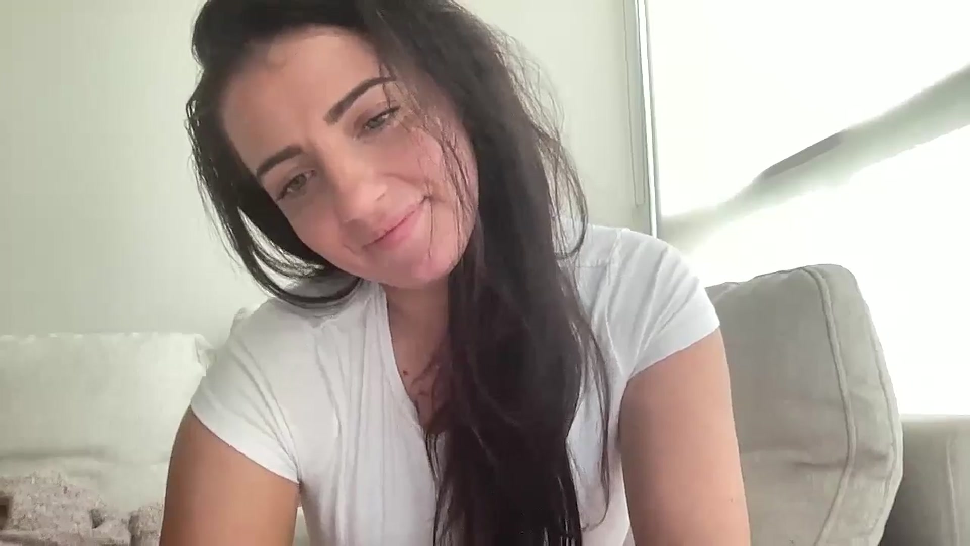 Gallery image thumbnail from arielxxx's myfreecams stream on, 10/01/2024, 16:29 image 20 of 20