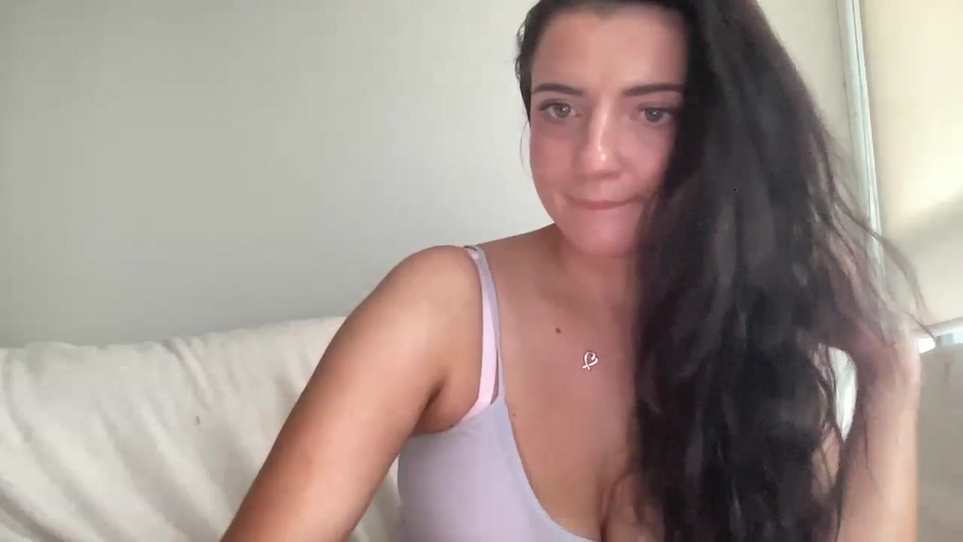 Gallery image thumbnail from arielxxx's myfreecams stream on, 10/29/2024, 15:42 image 9 of 20