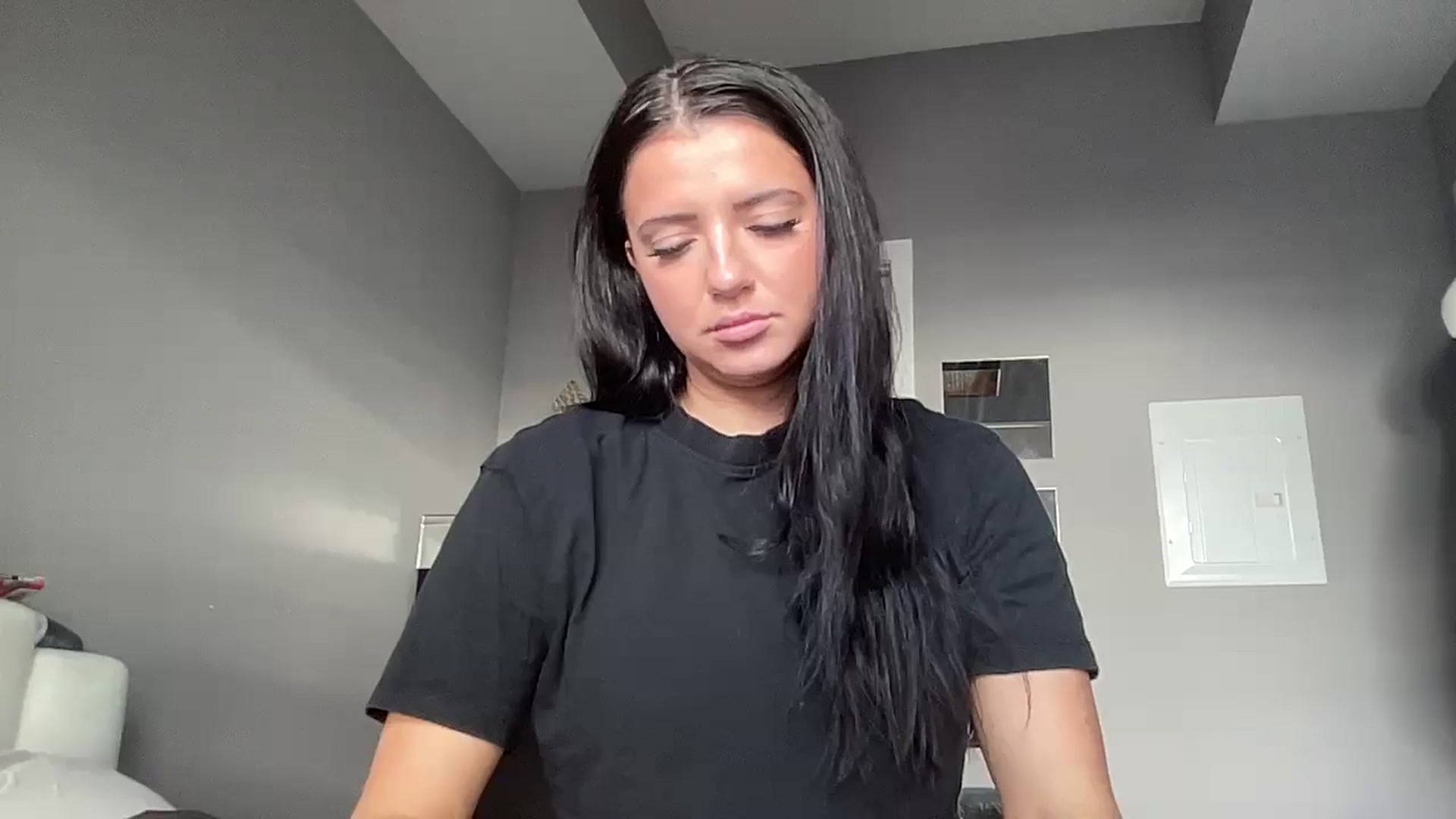 Gallery image thumbnail from arielxxx's myfreecams stream on, 11/01/2024, 17:23 image 14 of 20