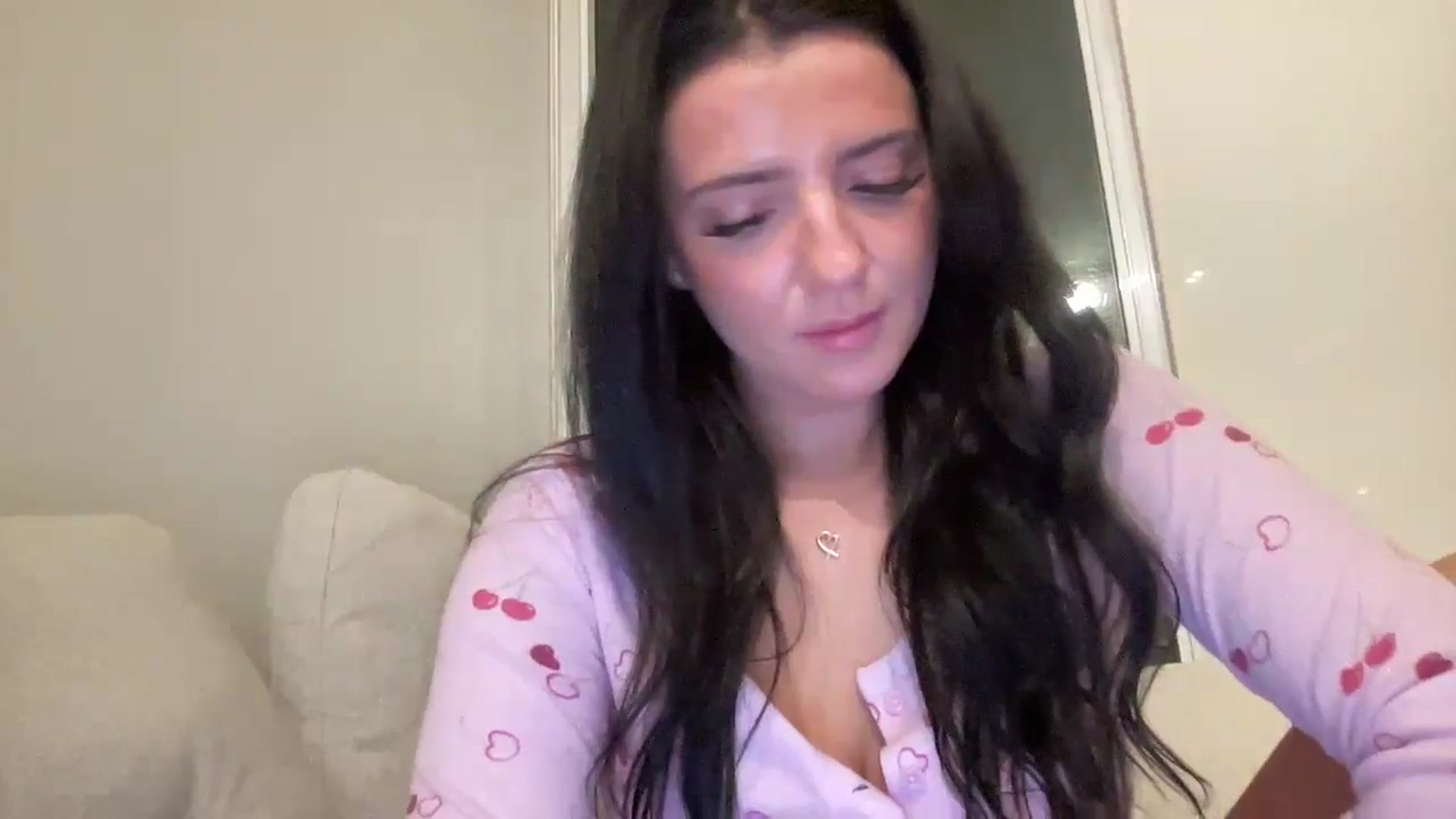 Gallery image thumbnail from arielxxx's myfreecams stream on, 11/08/2024, 01:31 image 18 of 20