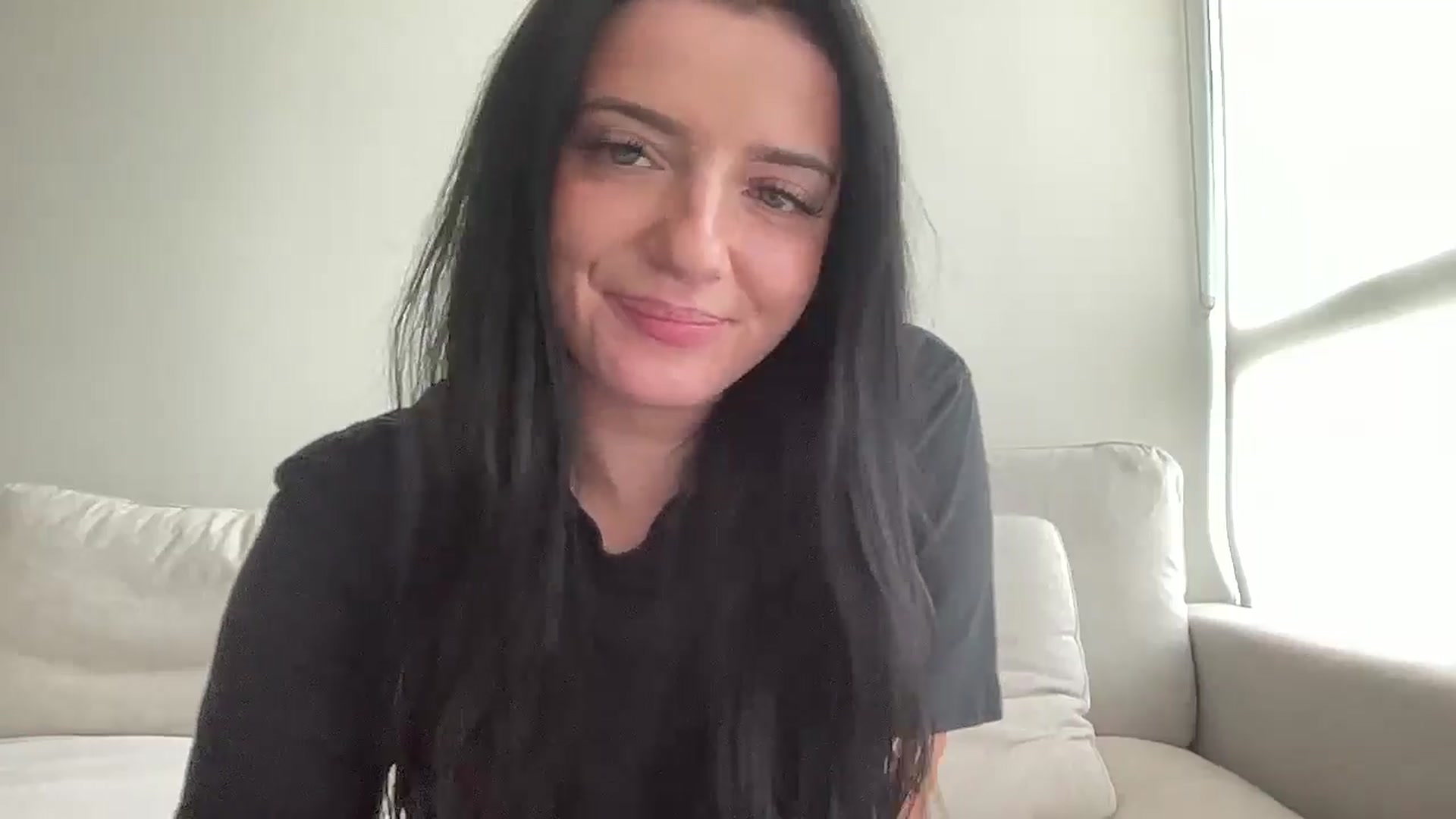 Gallery image thumbnail from arielxxx's myfreecams stream on, 11/08/2024, 18:57 image 13 of 20