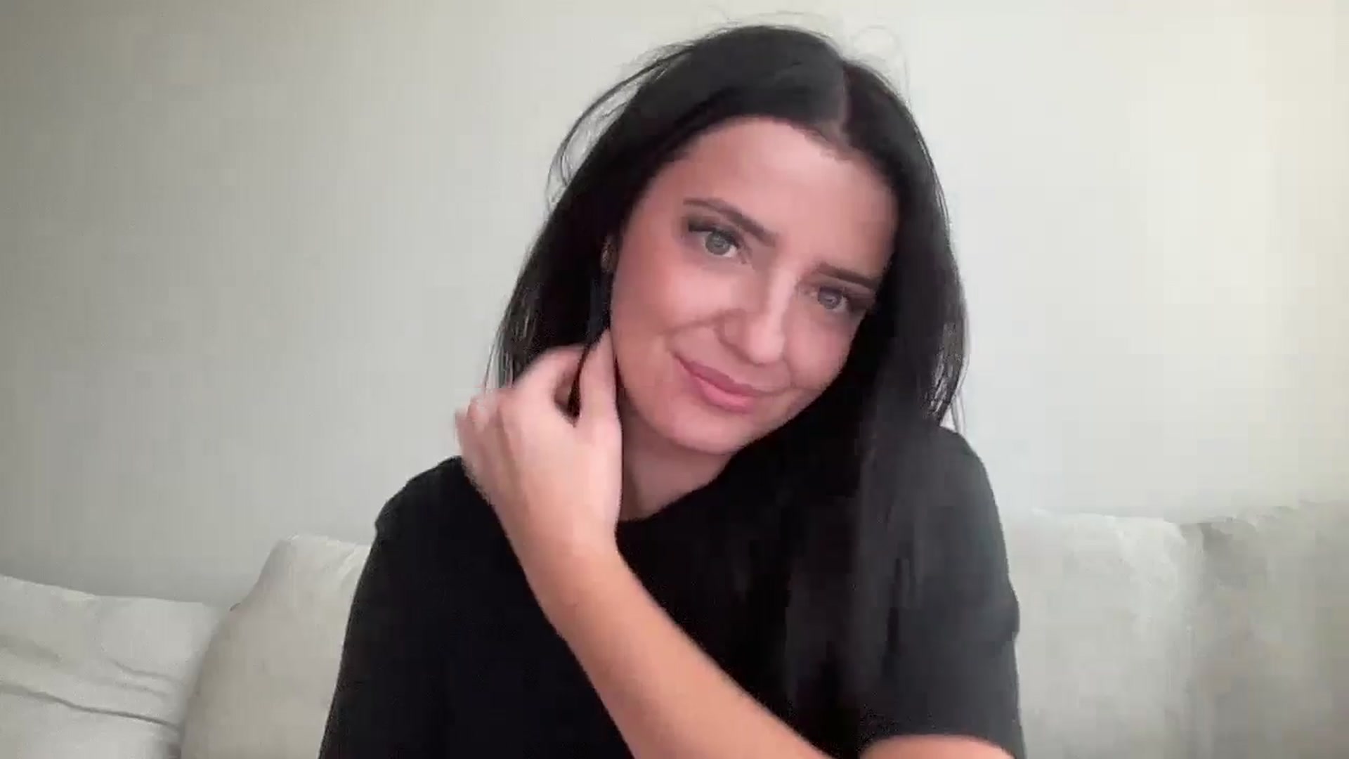 Gallery image thumbnail from arielxxx's myfreecams stream on, 11/08/2024, 21:10 image 16 of 20