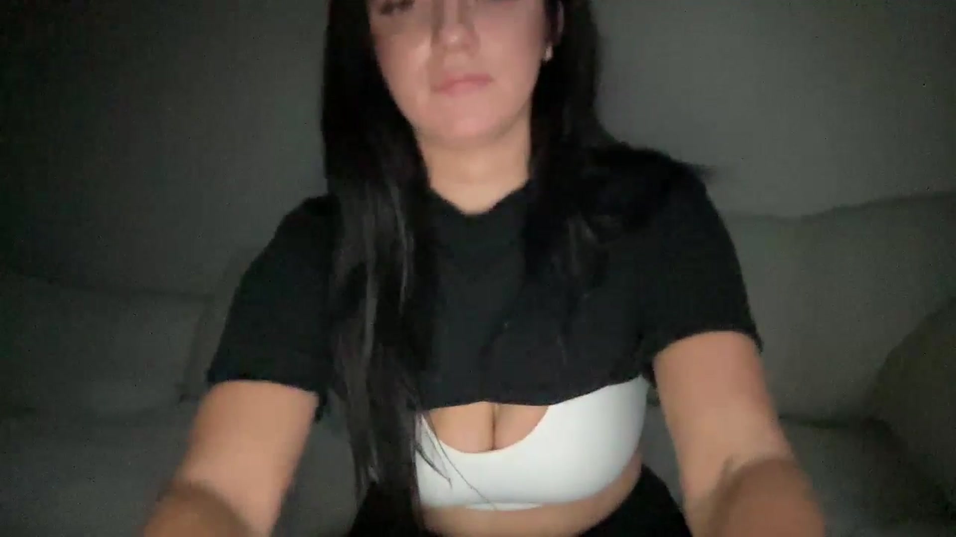 Gallery image thumbnail from arielxxx's myfreecams stream on, 11/08/2024, 22:20 image 20 of 20