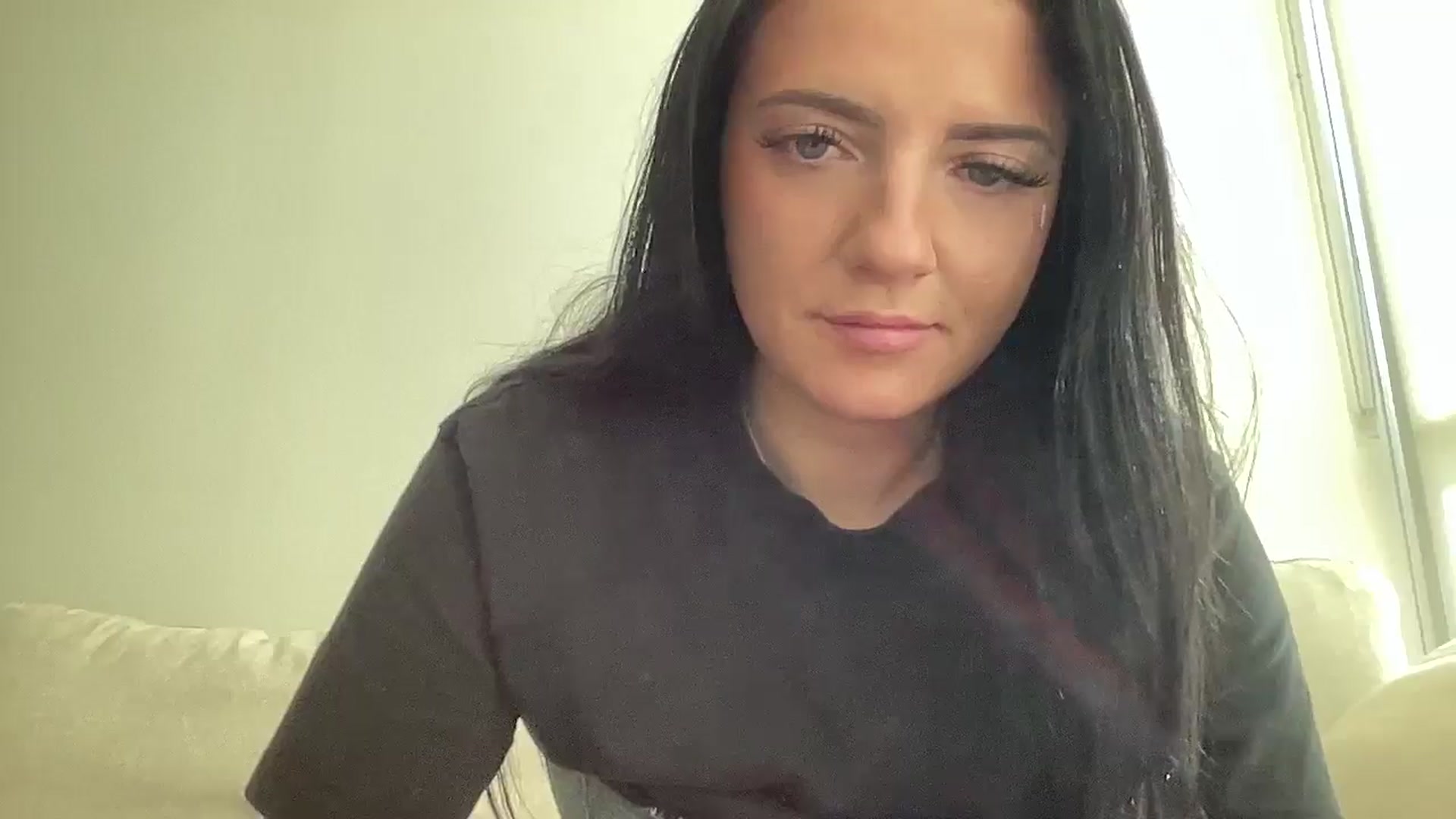 Gallery image thumbnail from arielxxx's myfreecams stream on, 11/09/2024, 18:01 image 4 of 20
