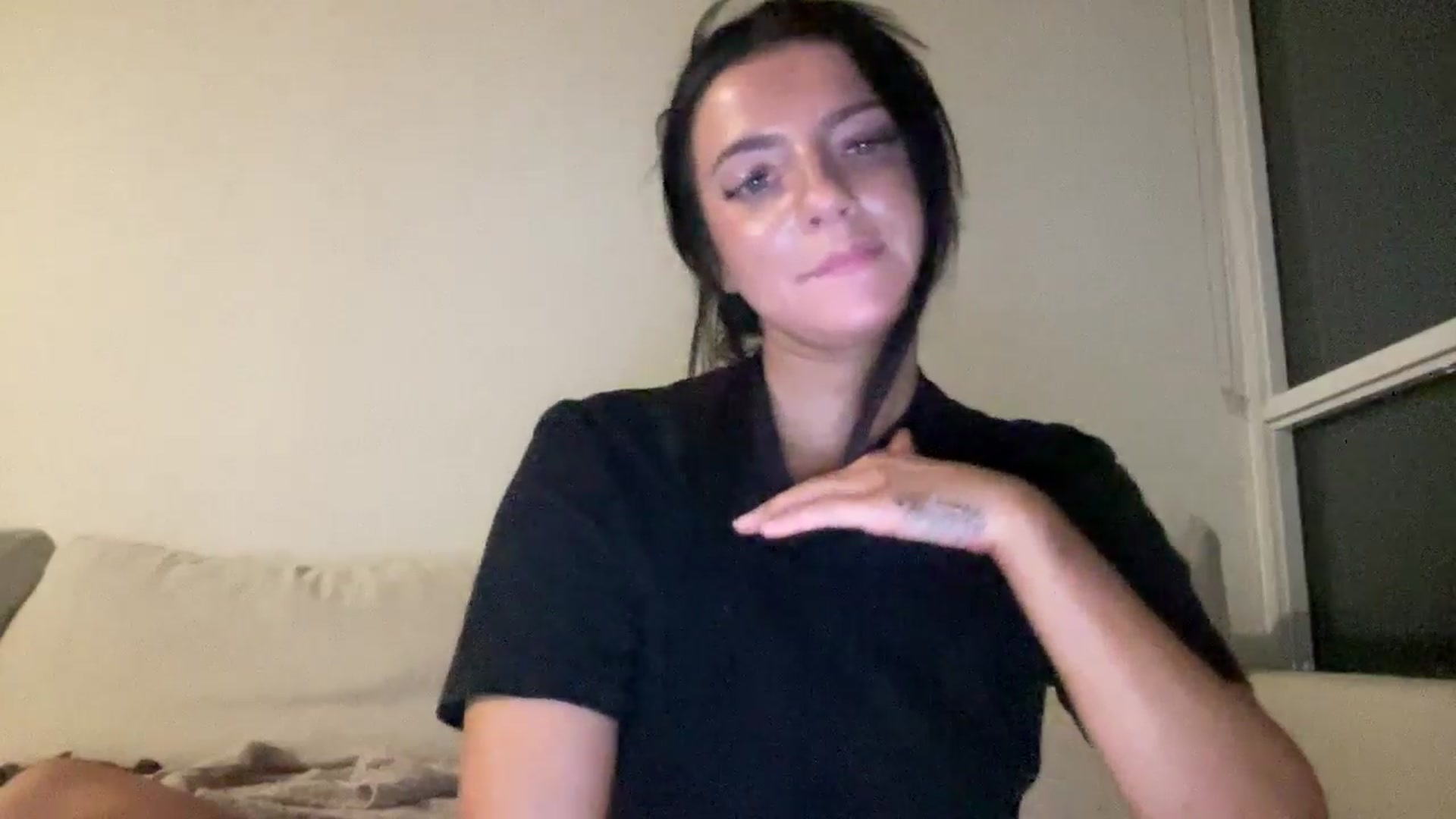 Gallery image thumbnail from arielxxx's myfreecams stream on, 11/10/2024, 24:06 image 13 of 20
