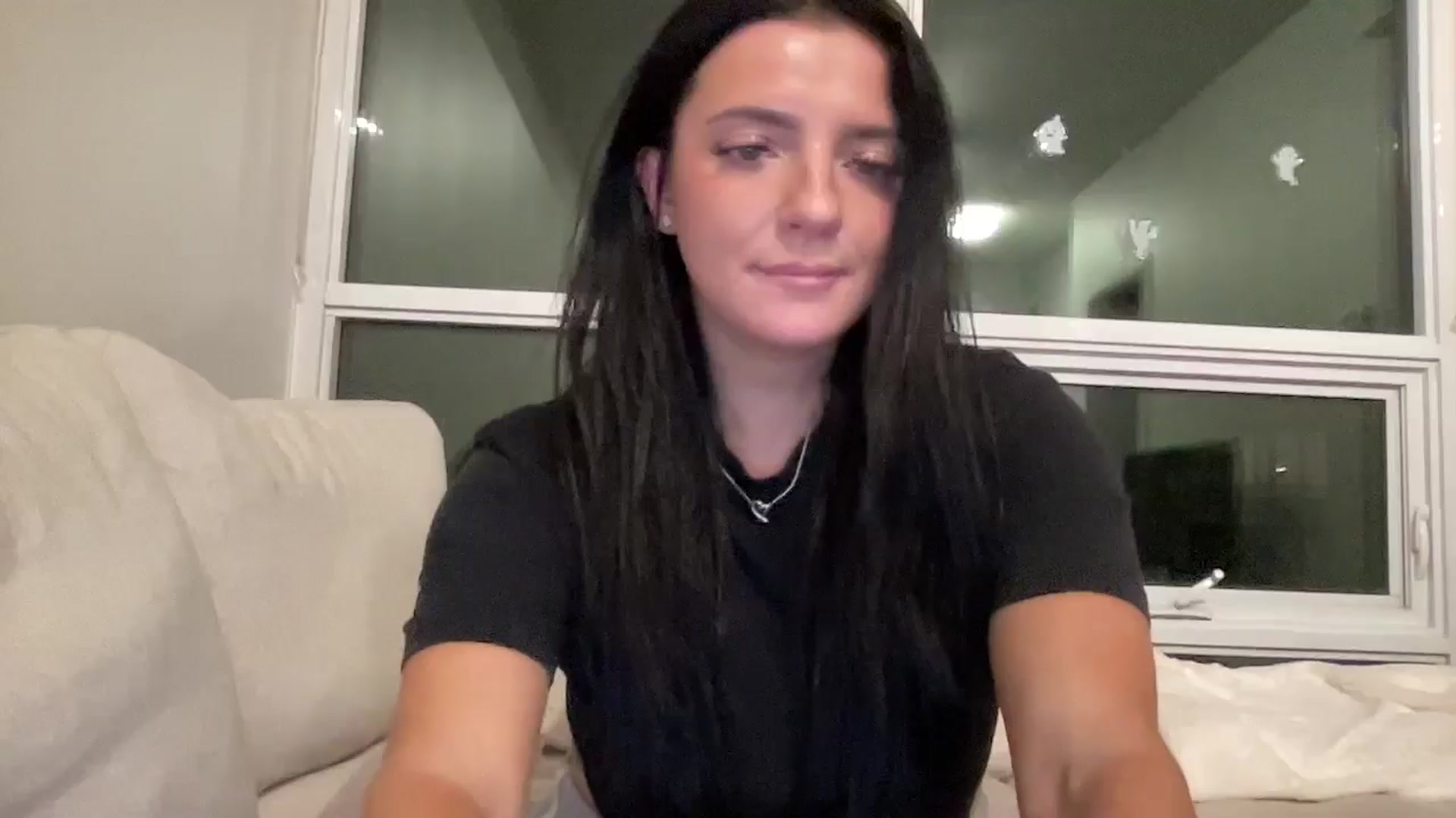 Gallery image thumbnail from arielxxx's myfreecams stream on, 11/10/2024, 01:36 image 1 of 20