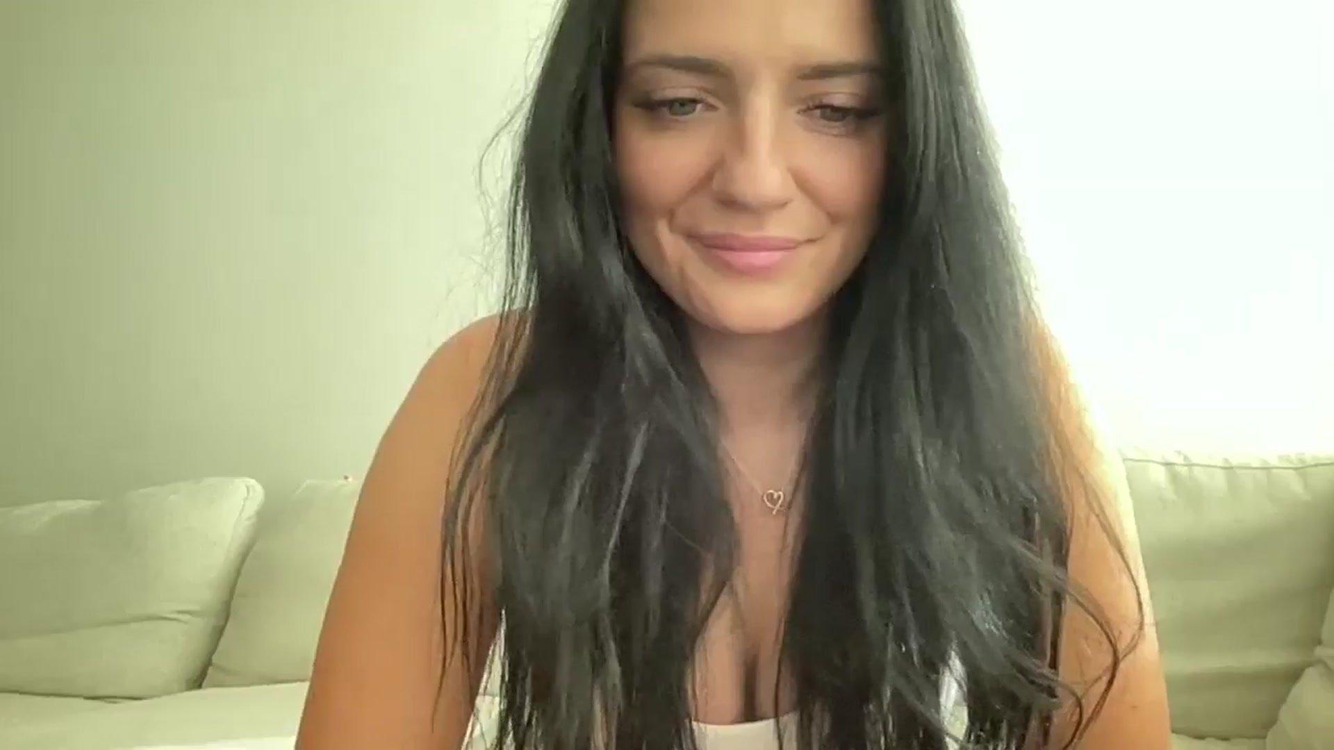 Gallery image thumbnail from arielxxx's myfreecams stream on, 11/12/2024, 17:26 image 8 of 20