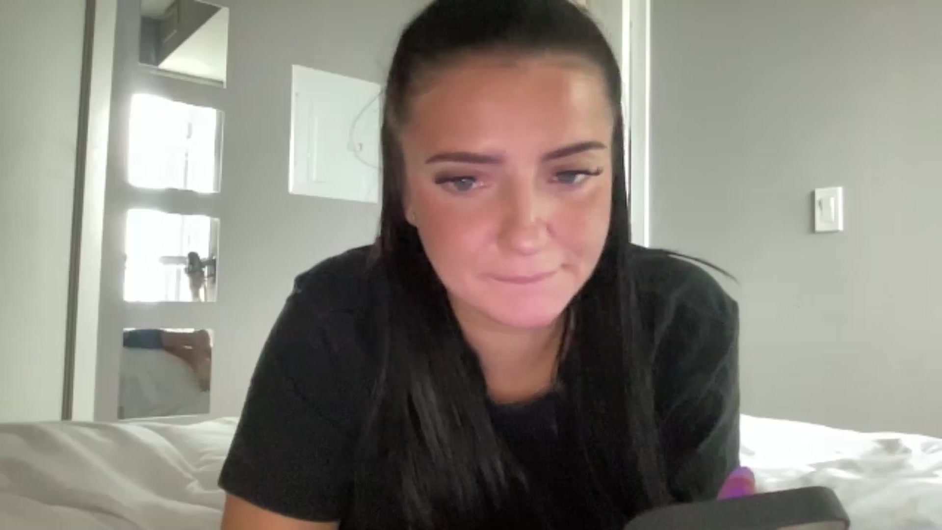 Gallery image thumbnail from arielxxx's myfreecams stream on, 12/17/2024, 18:02 image 19 of 20