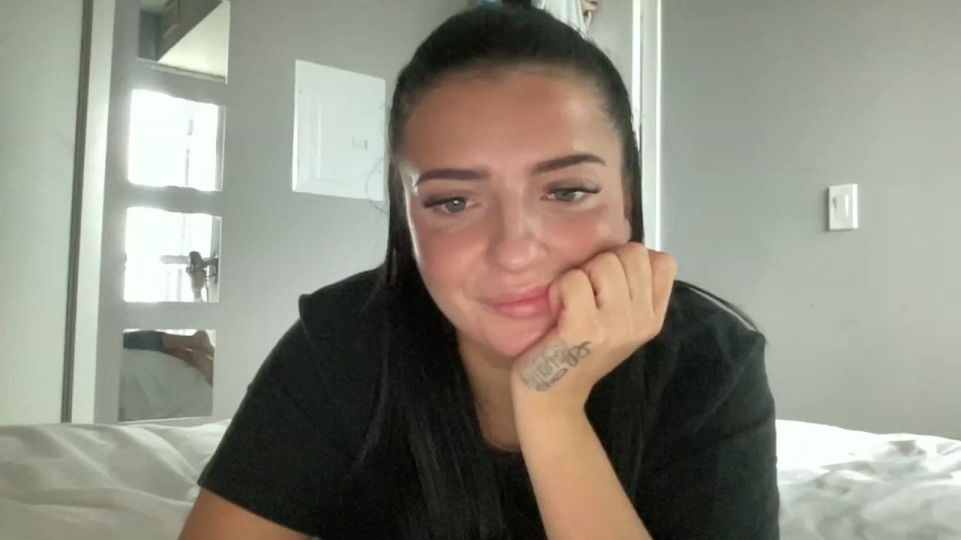 Gallery image thumbnail from arielxxx's myfreecams stream on, 12/17/2024, 18:02 image 18 of 20