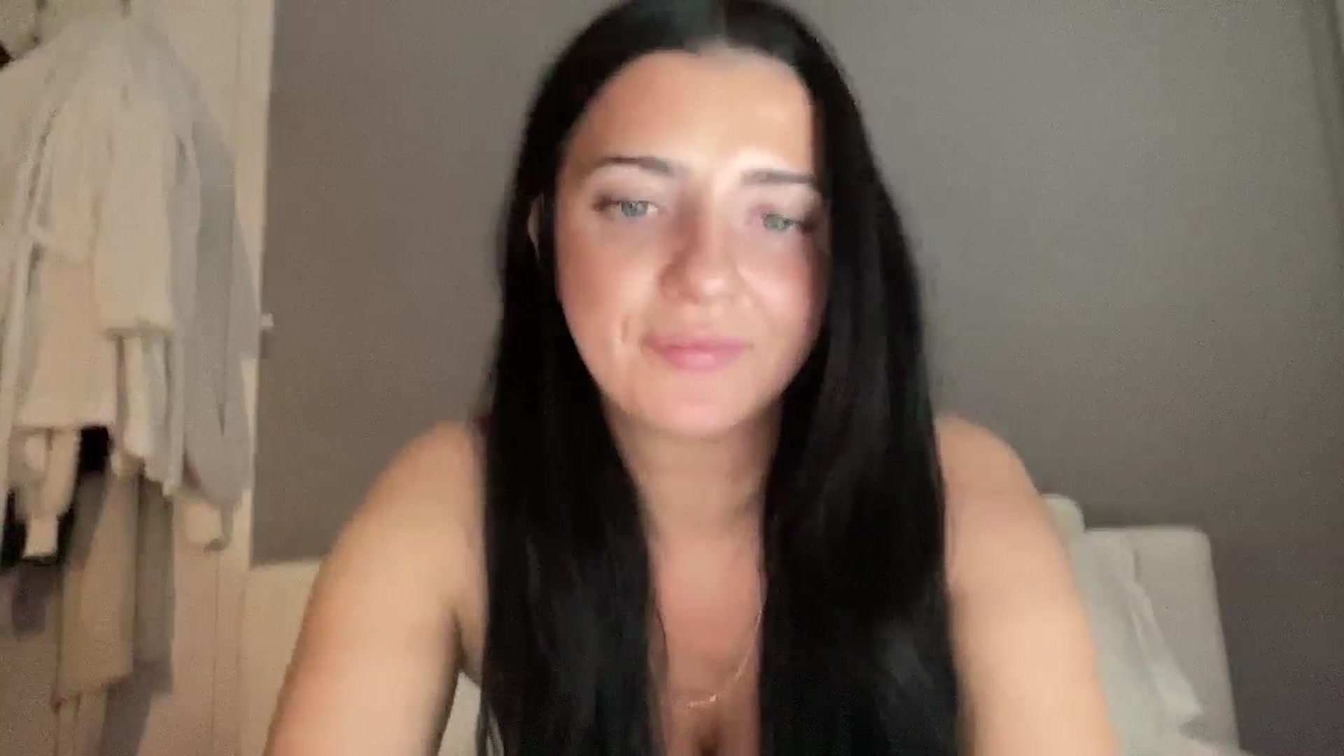 Gallery image thumbnail from arielxxx's myfreecams stream on, 01/28/2025, 03:39 image 2 of 20