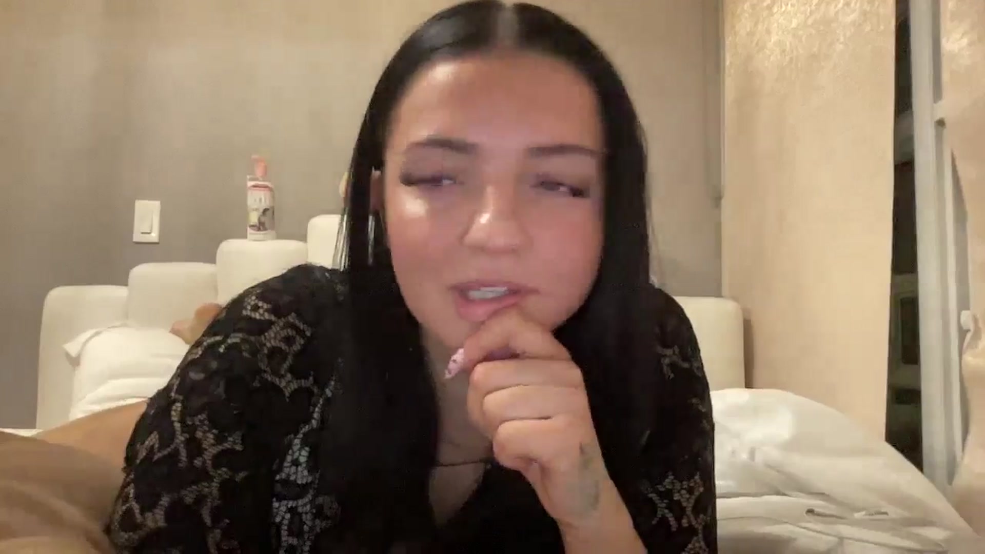 Gallery image thumbnail from arielxxx's myfreecams stream on, 02/09/2025, 24:03 image 8 of 20