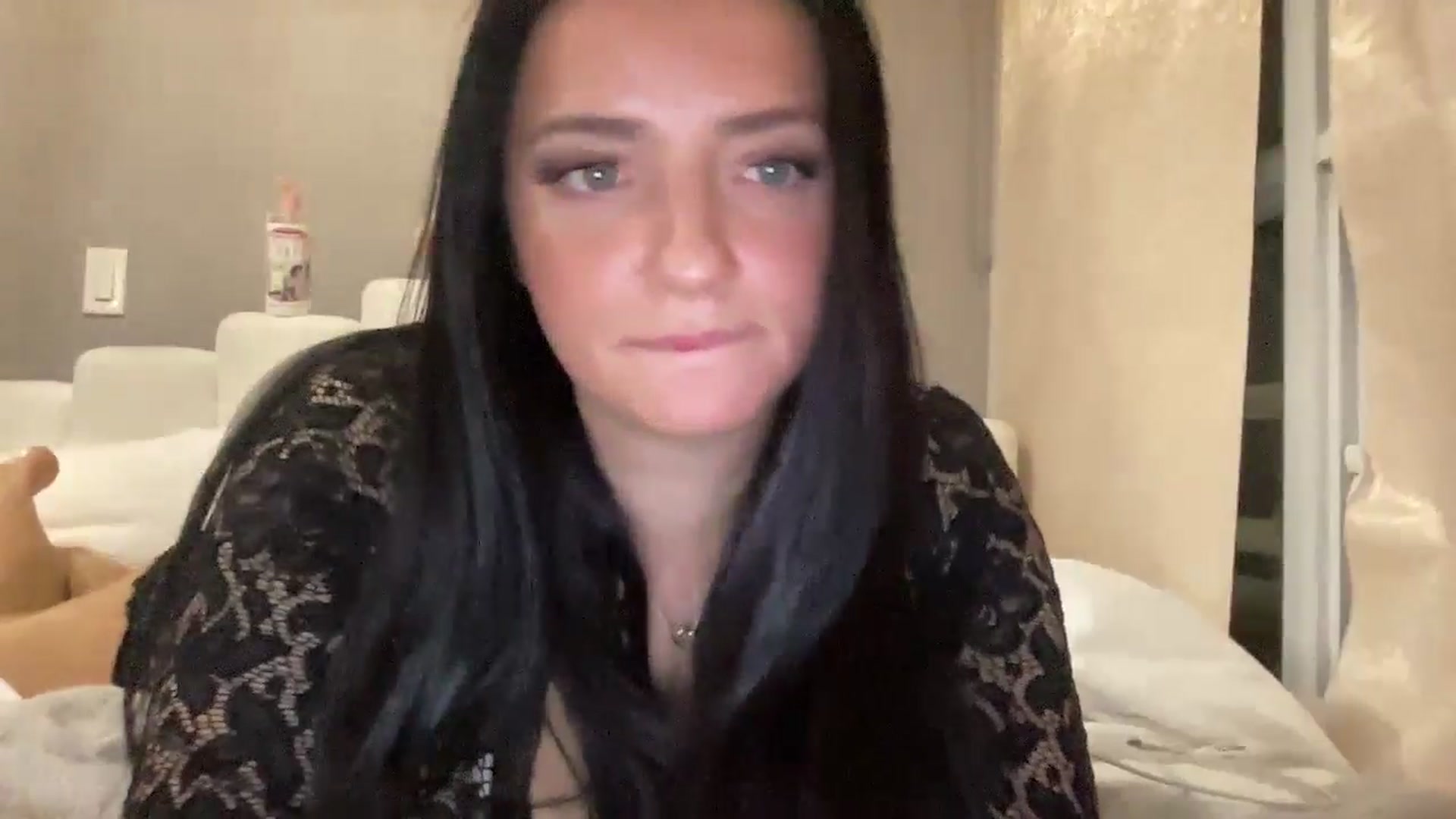 Gallery image thumbnail from arielxxx's myfreecams stream on, 02/09/2025, 24:03 image 5 of 20