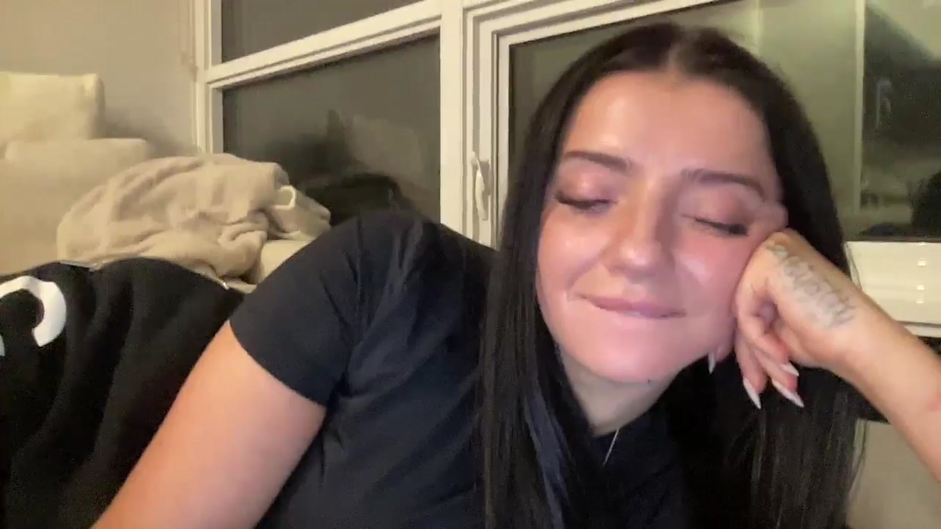 Gallery image thumbnail from arielxxx's myfreecams stream on, 02/11/2025, 24:13 image 19 of 20