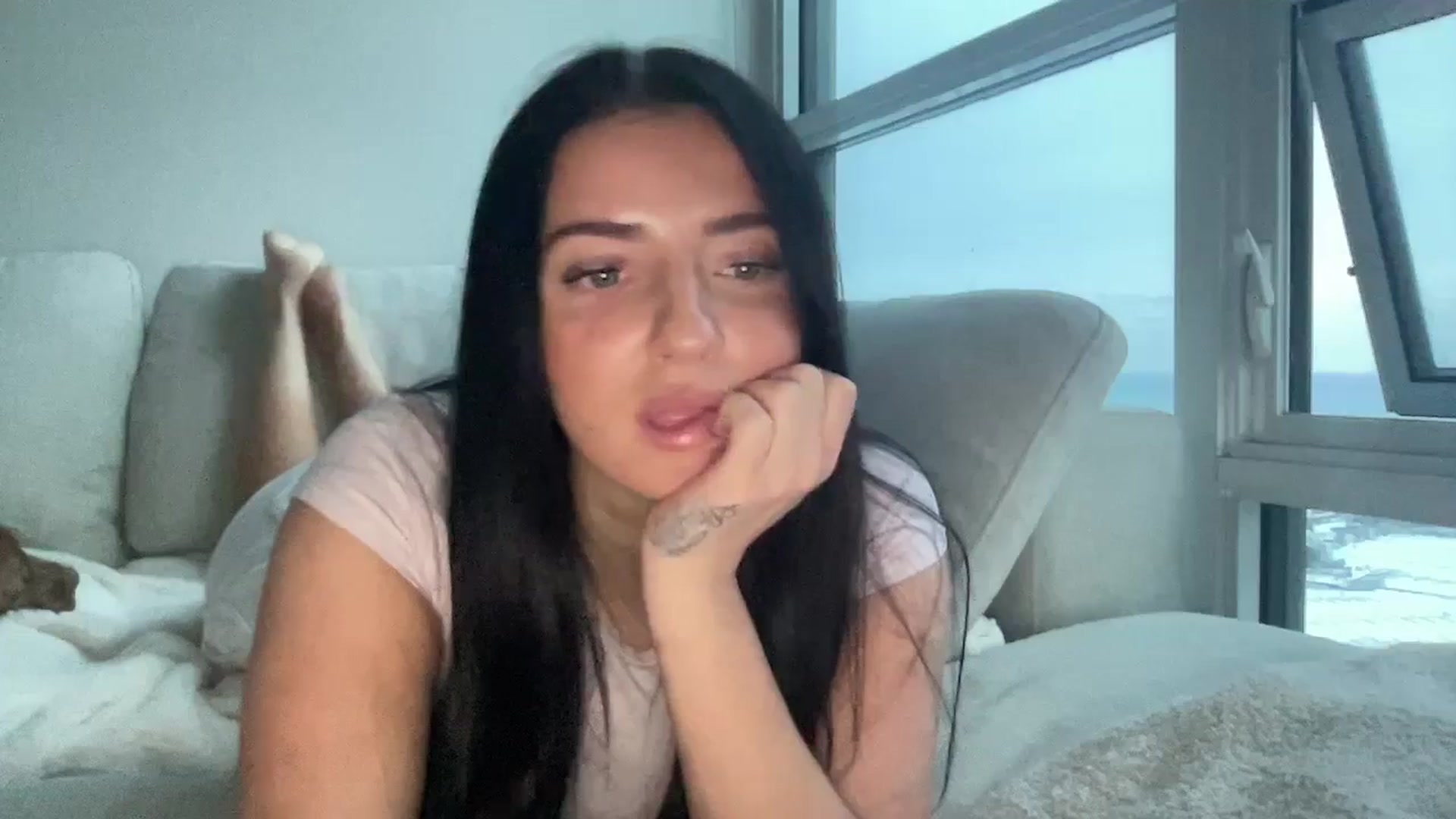 Gallery image thumbnail from arielxxx's myfreecams stream on, 02/14/2025, 23:13 image 16 of 20