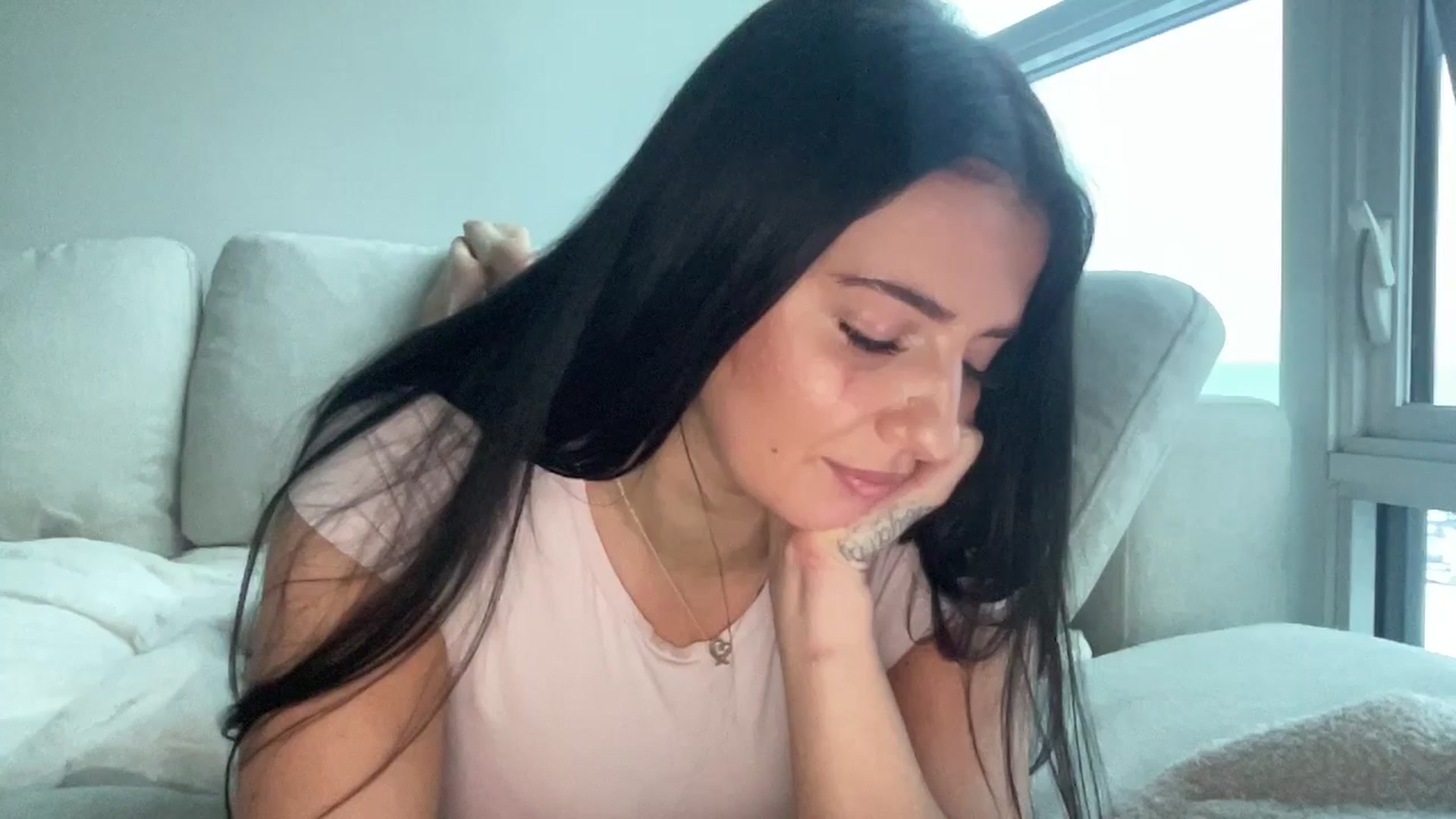 Gallery image thumbnail from arielxxx's myfreecams stream on, 02/14/2025, 23:13 image 14 of 20