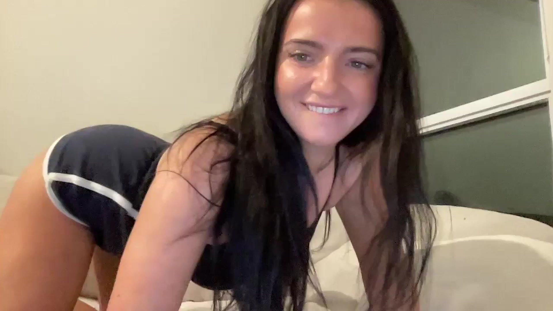 Gallery image thumbnail from arielxxx's myfreecams stream on, 02/26/2025, 02:59 image 1 of 20