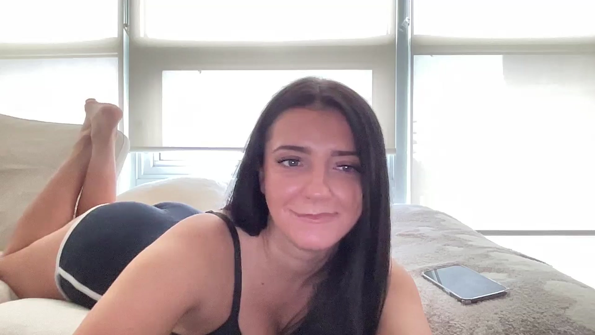 Gallery image thumbnail from arielxxx's myfreecams stream on, 02/27/2025, 21:42 image 17 of 20