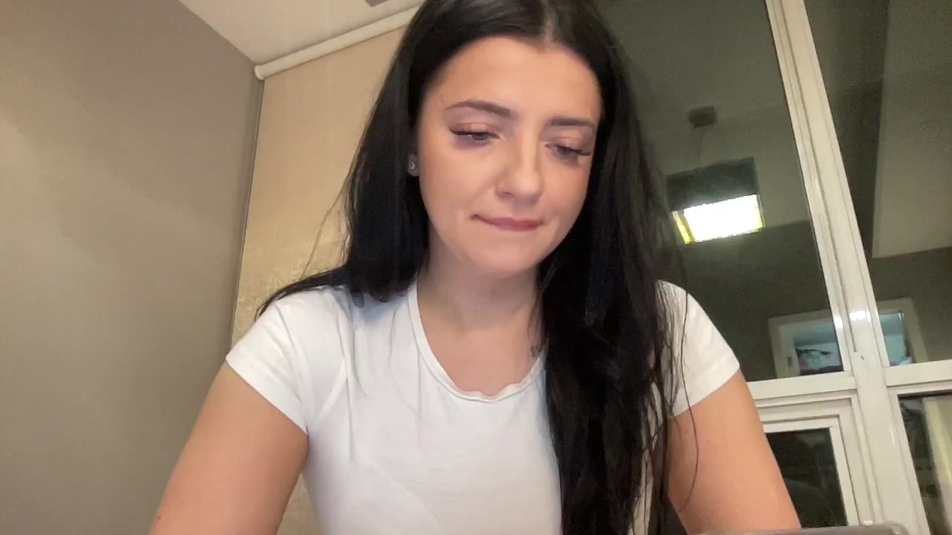 Gallery image thumbnail from arielxxx's myfreecams stream on, 03/28/2025, 02:00 image 1 of 20