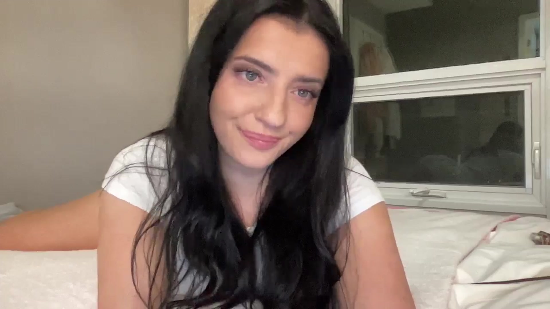Gallery image thumbnail from arielxxx's myfreecams stream on, 03/28/2025, 02:00 image 15 of 20