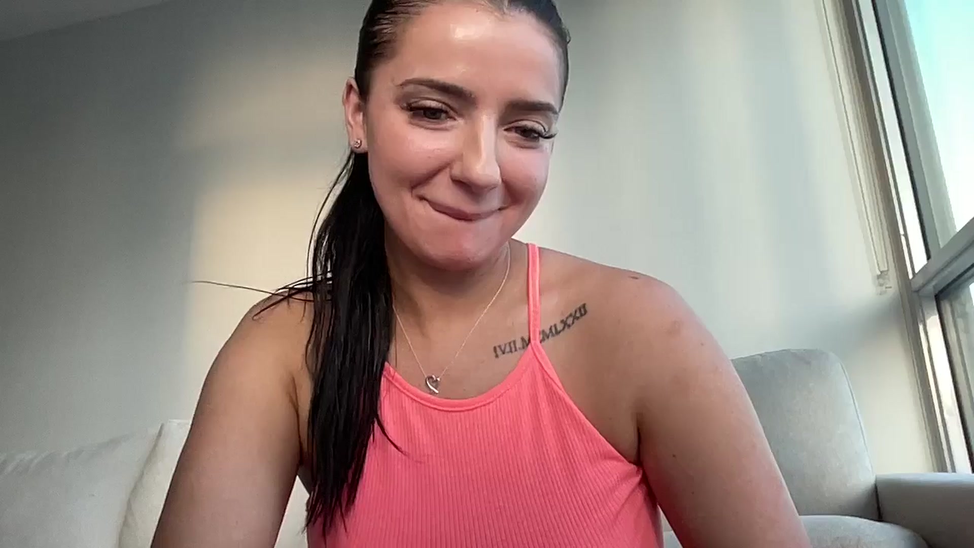 Gallery image thumbnail from arielxxx's myfreecams stream on, 04/17/2025, 23:48 image 16 of 20
