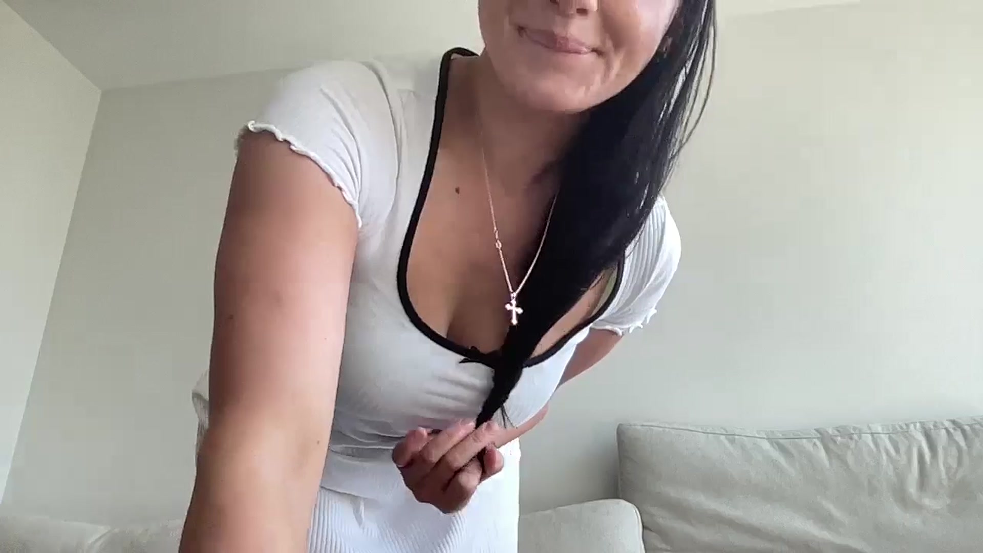 Gallery image thumbnail from arielxxx's myfreecams stream on, 05/09/2025, 16:52 image 6 of 20