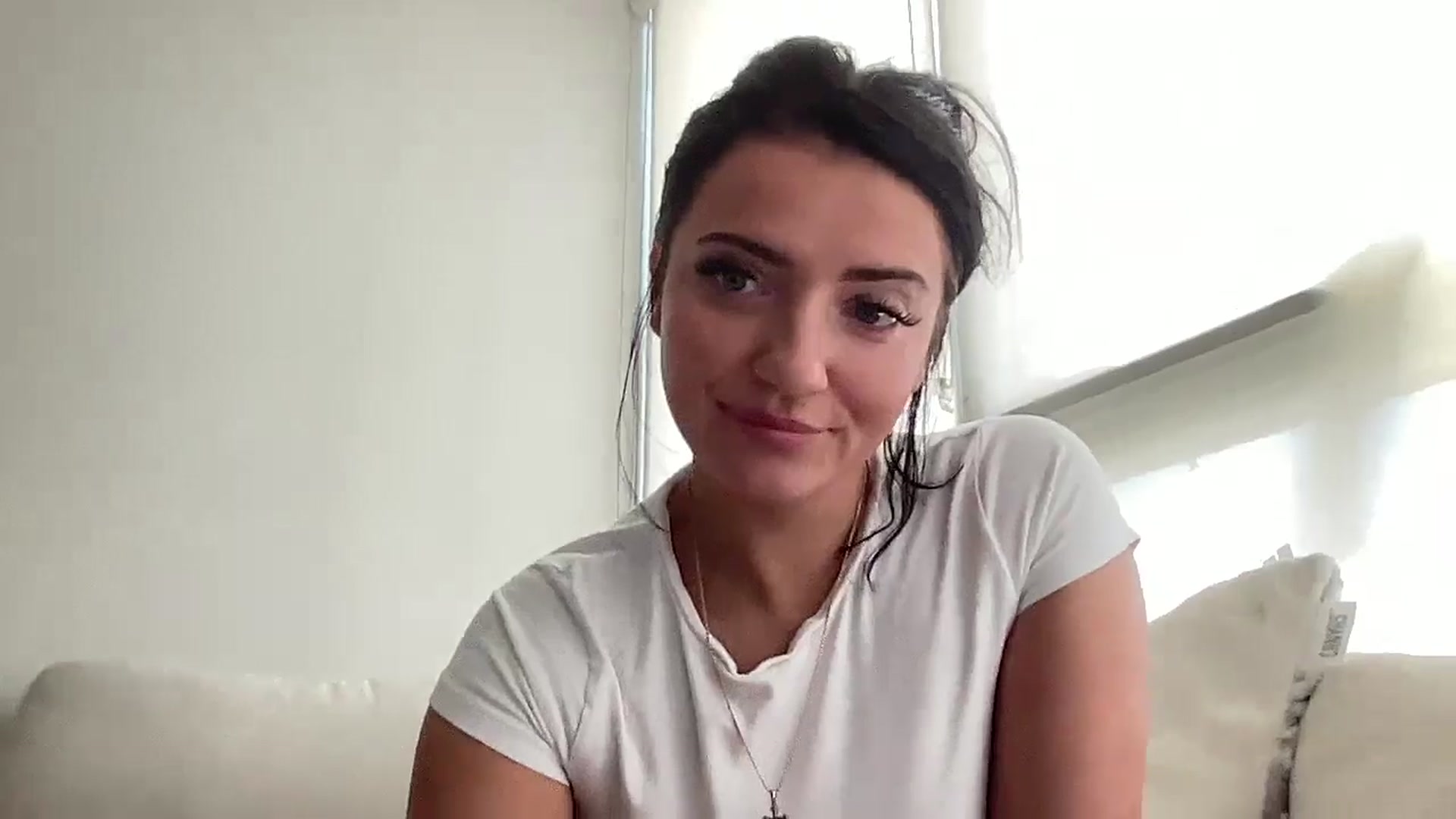 Gallery image thumbnail from arielxxx's myfreecams stream on, 05/15/2025, 16:27 image 14 of 20