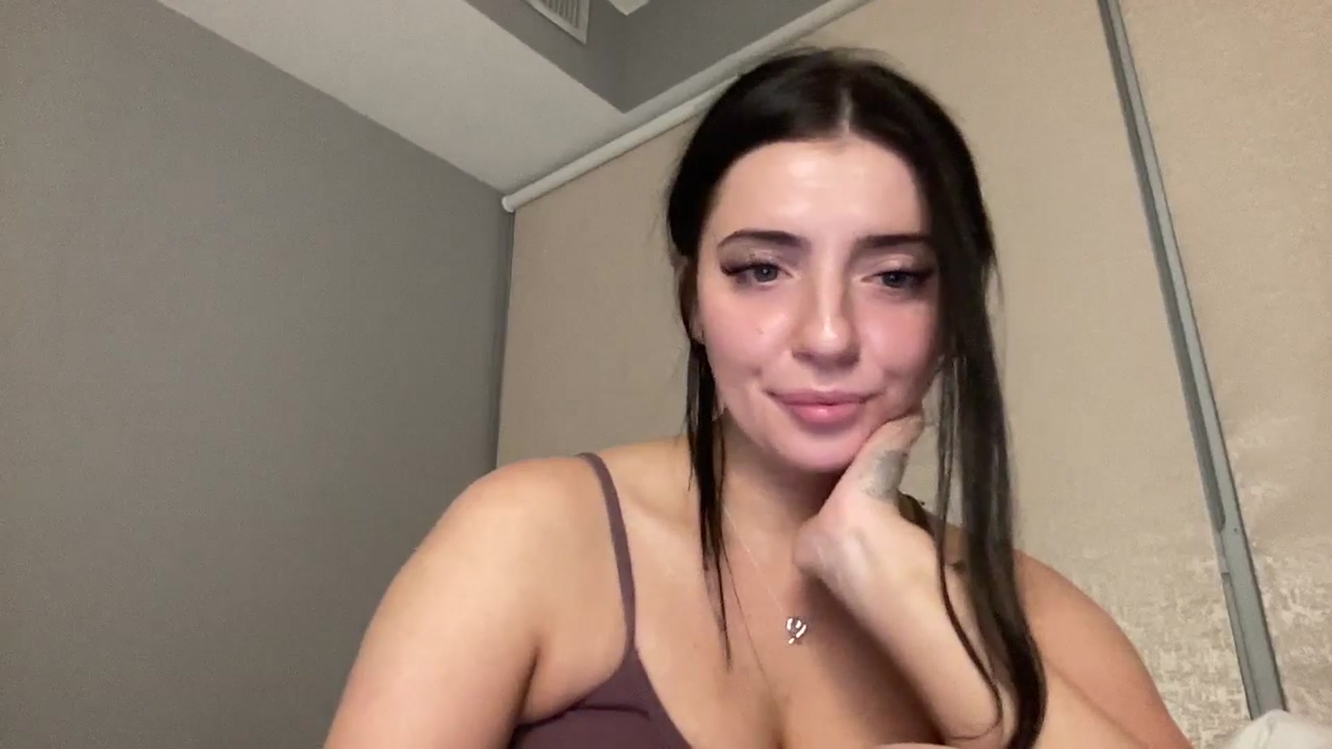Gallery image thumbnail from arielxxx's myfreecams stream on, 06/14/2025, 08:14 image 7 of 20