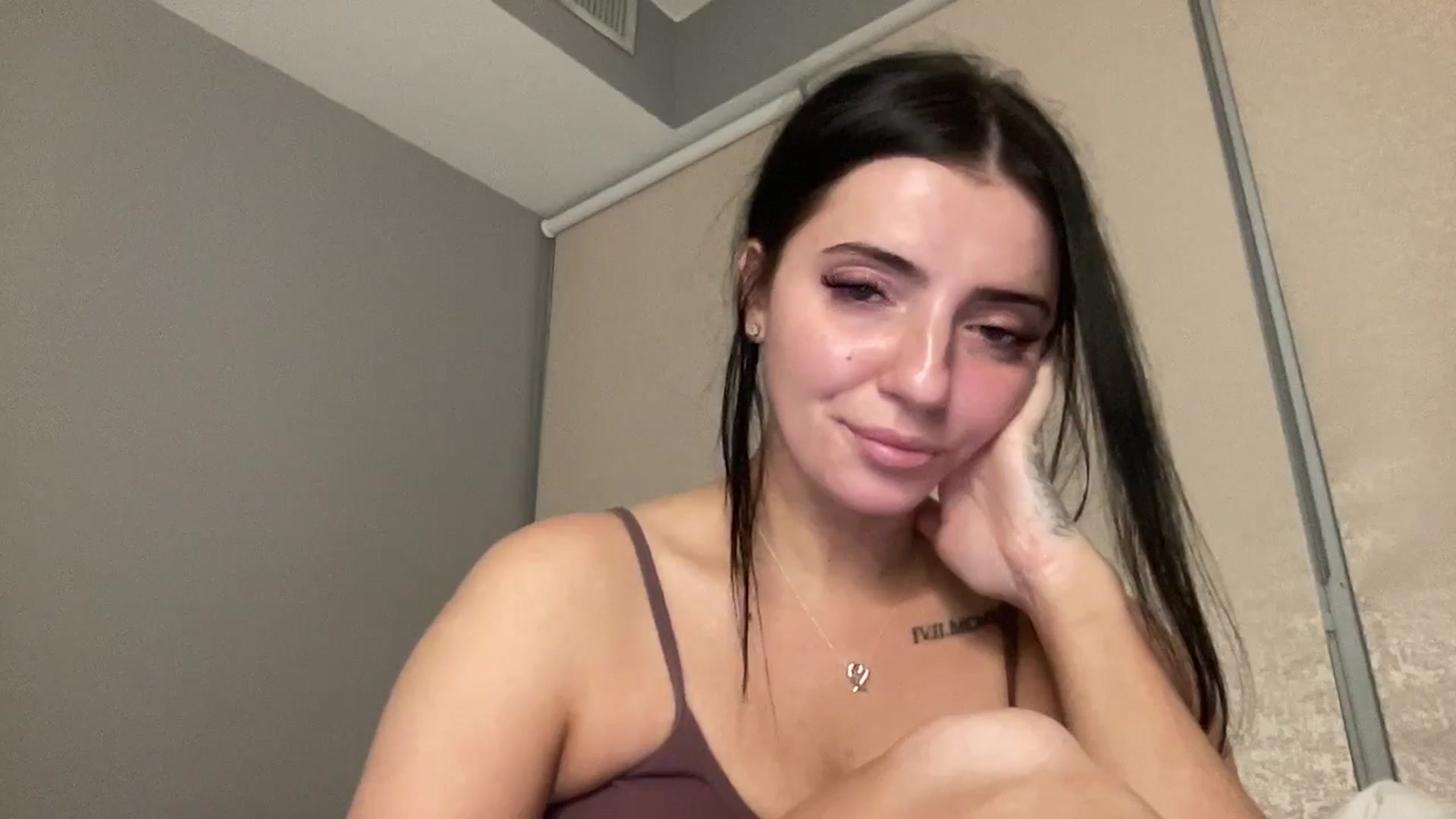 Gallery image thumbnail from arielxxx's myfreecams stream on, 06/14/2025, 08:14 image 2 of 20