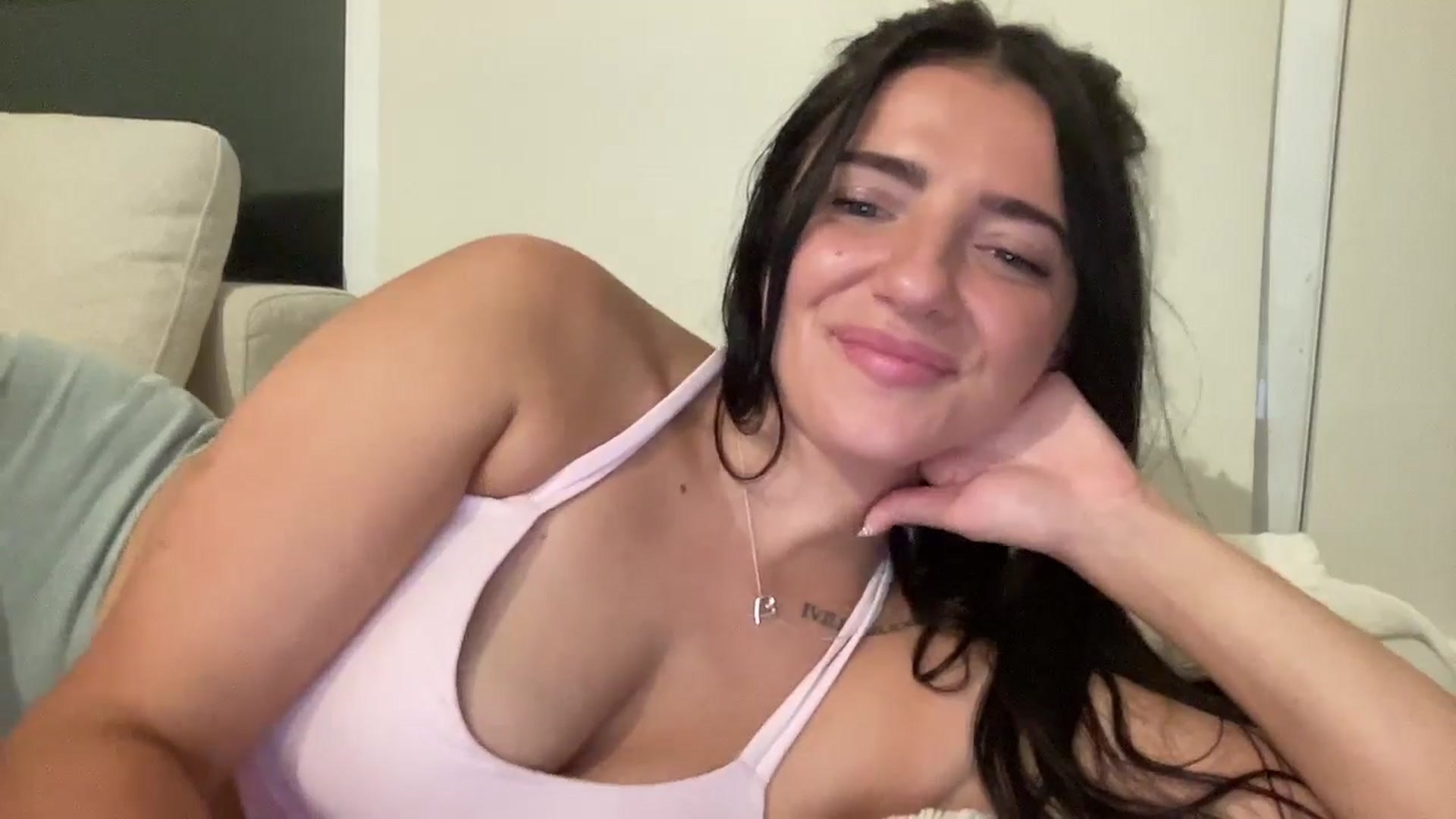 Gallery image thumbnail from arielxxx's myfreecams stream on, 08/02/2025, 02:18 image 10 of 20