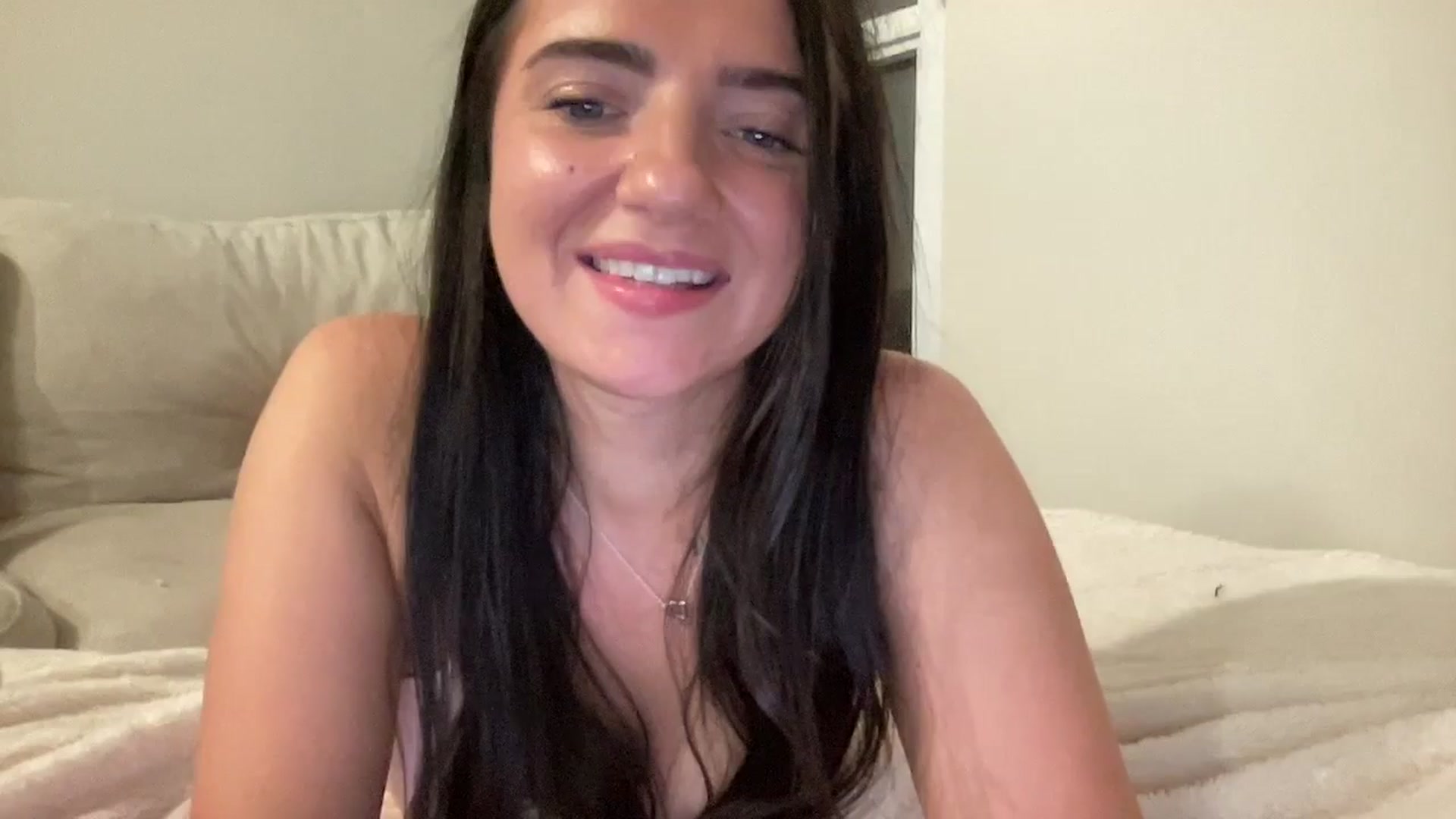 Gallery image thumbnail from arielxxx's myfreecams stream on, 08/02/2025, 03:12 image 4 of 20