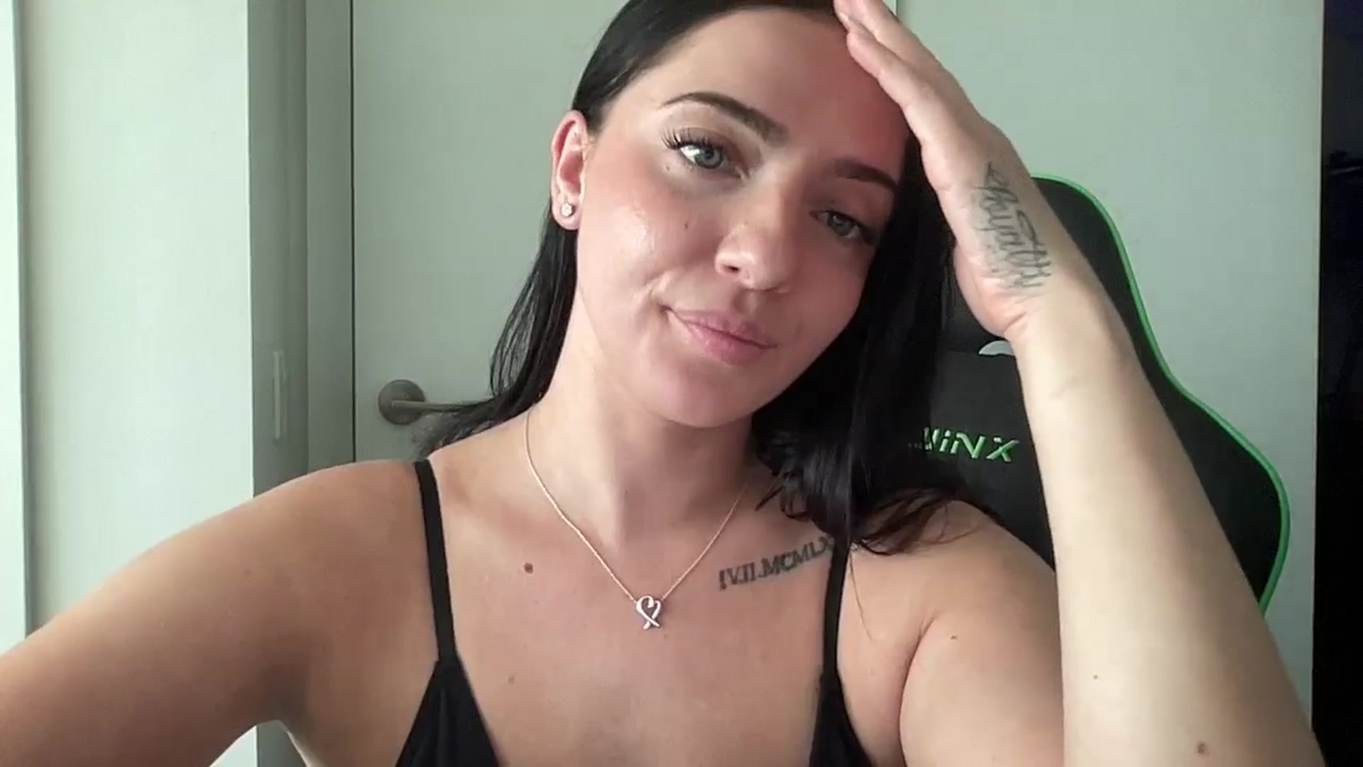 Gallery image thumbnail from arielxxx's myfreecams stream on, 09/08/2025, 20:52 image 15 of 20