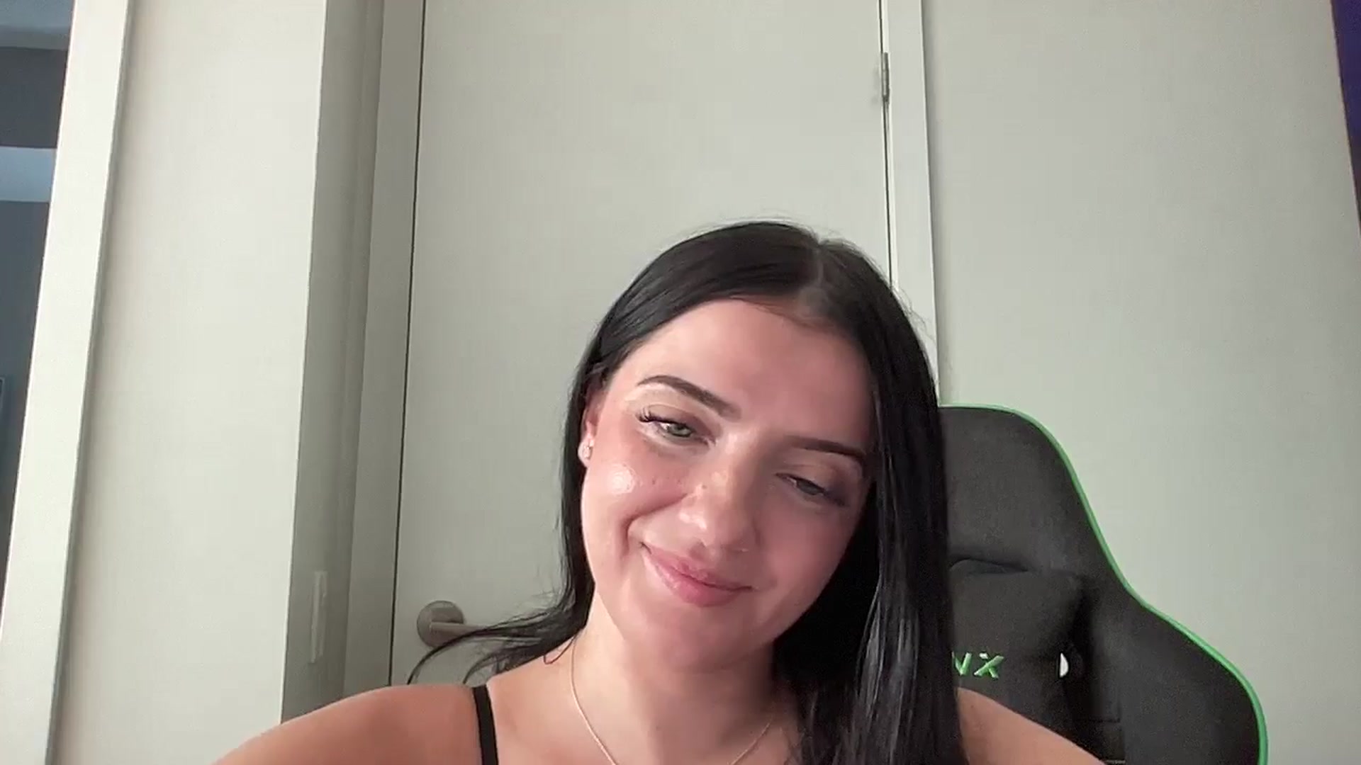 Gallery image thumbnail from arielxxx's myfreecams stream on, 09/08/2025, 22:23 image 3 of 20