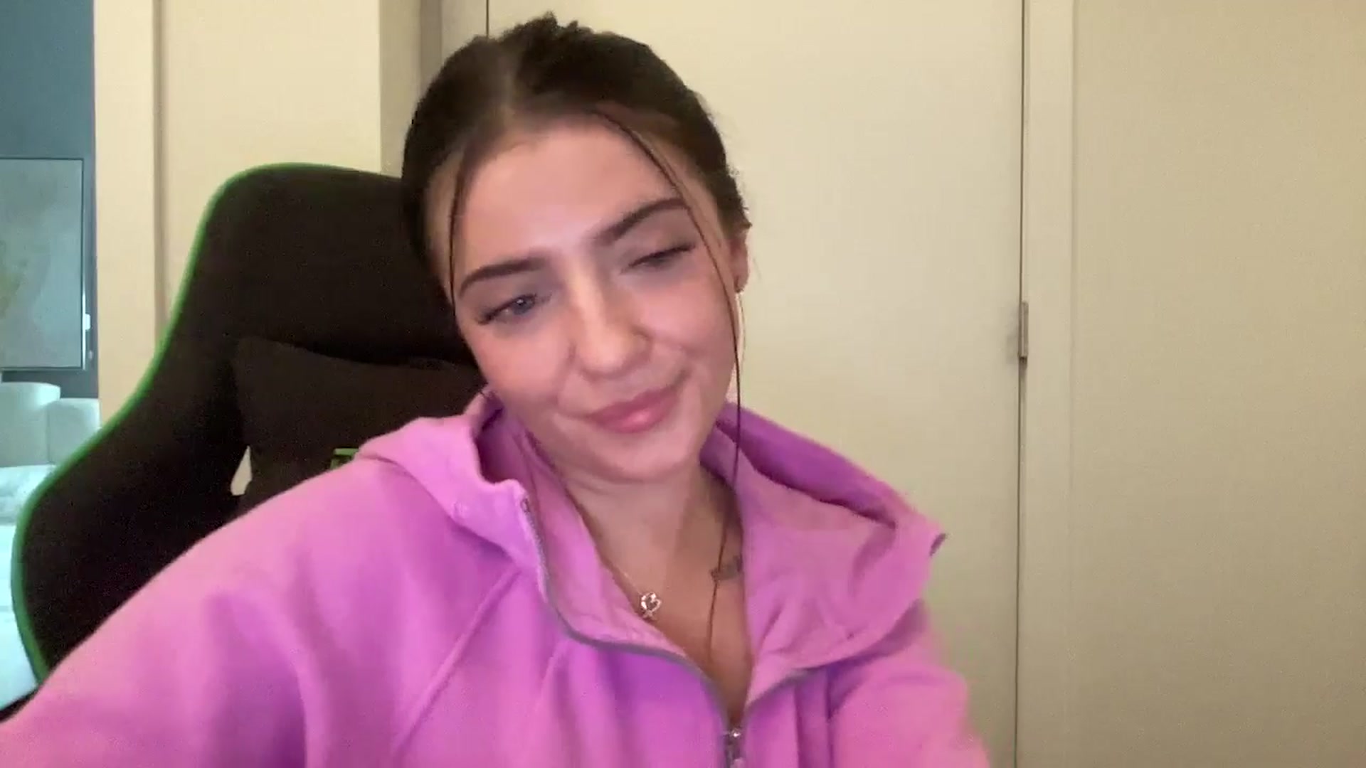 Gallery image thumbnail from arielxxx's myfreecams stream on, 09/09/2025, 24:50 image 7 of 20
