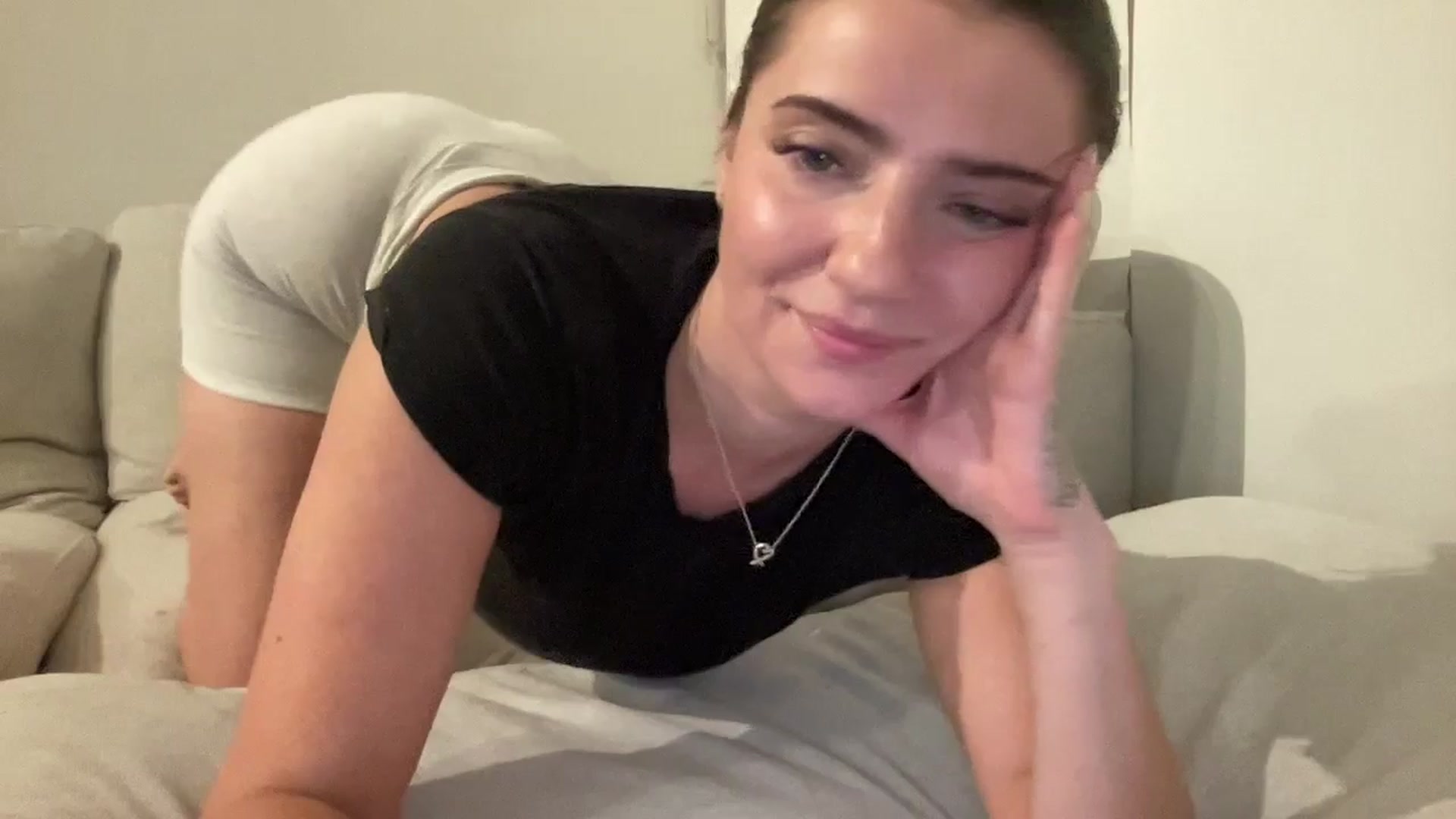 Gallery image thumbnail from arielxxx's myfreecams stream on, 09/09/2025, 02:39 image 20 of 20