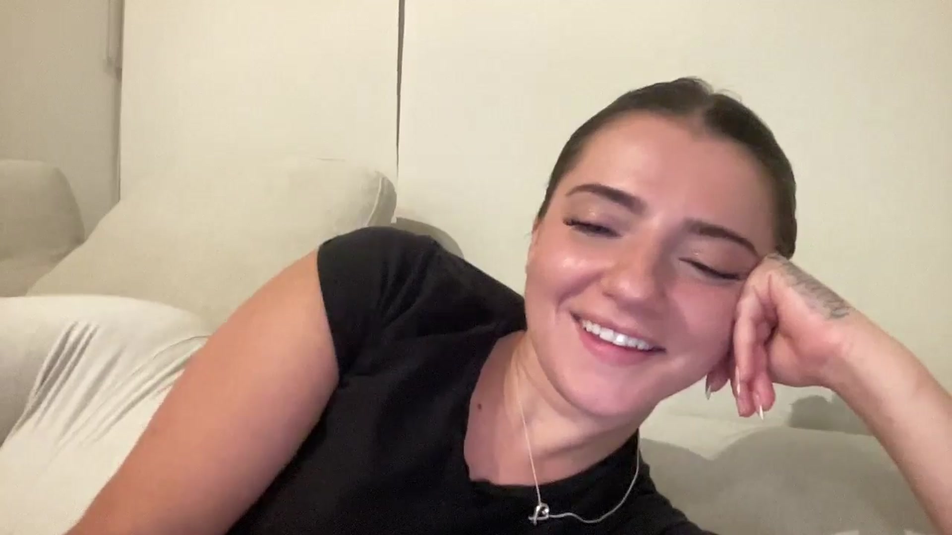 Gallery image thumbnail from arielxxx's myfreecams stream on, 09/09/2025, 02:39 image 12 of 20