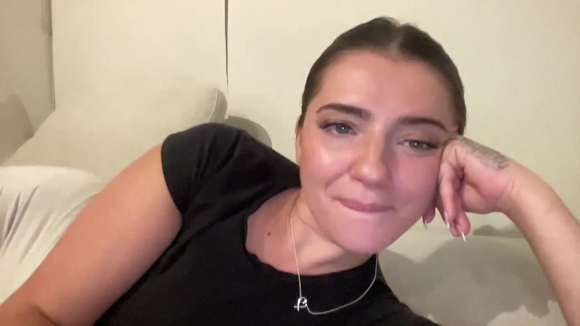 Gallery image thumbnail from arielxxx's myfreecams stream on, 09/09/2025, 02:39 image 2 of 20