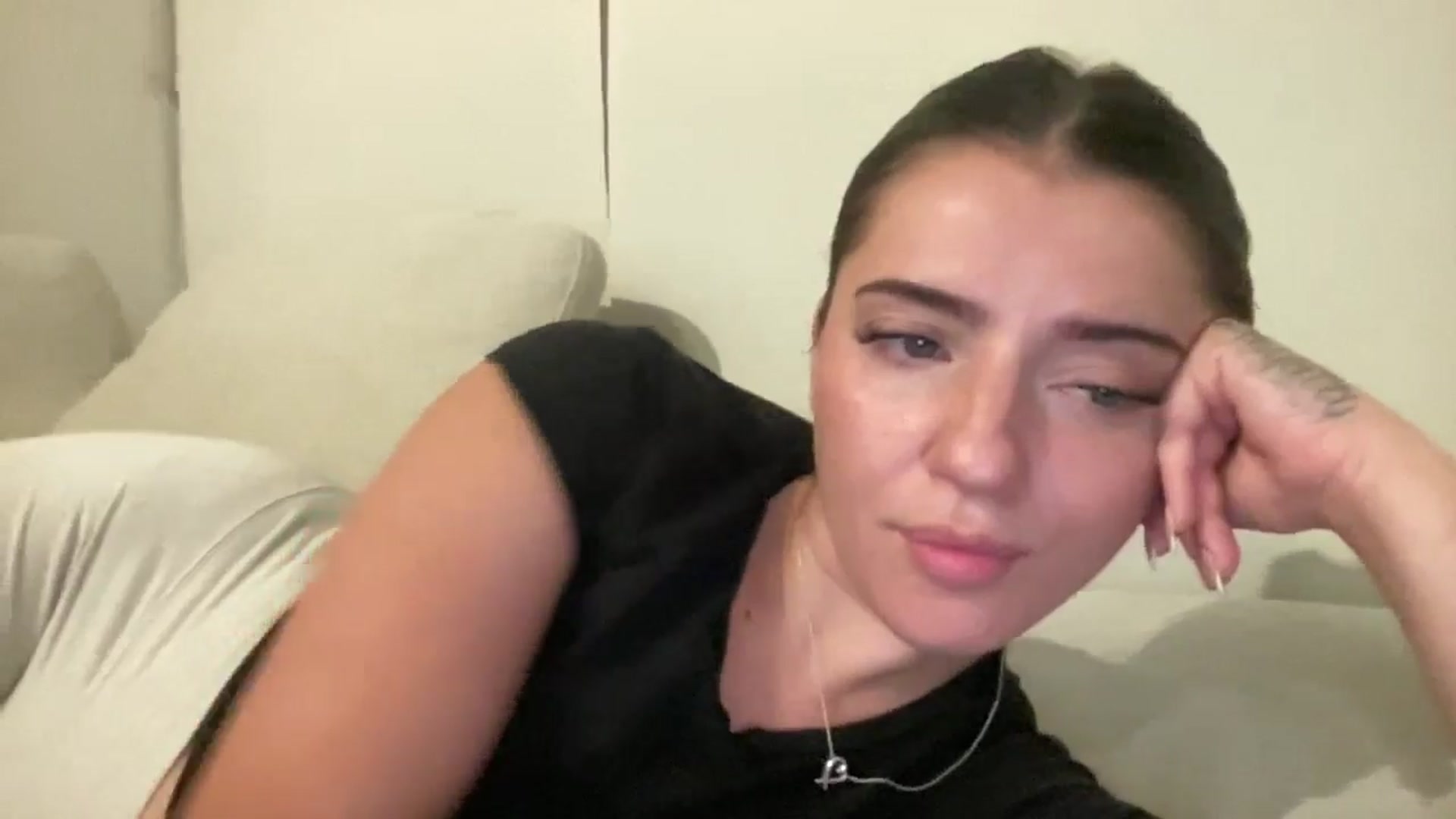 Gallery image thumbnail from arielxxx's myfreecams stream on, 09/09/2025, 02:39 image 4 of 20