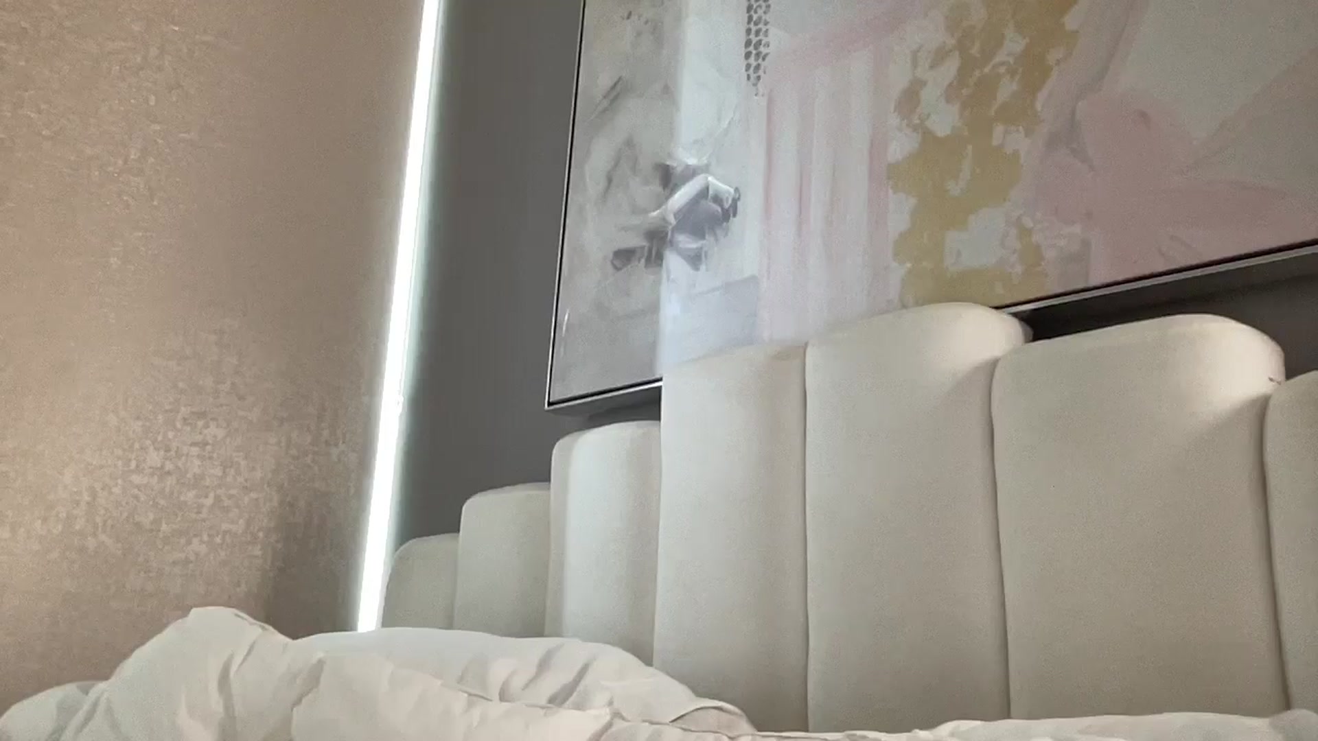 Gallery image thumbnail from arielxxx's myfreecams stream on, 09/09/2025, 17:10 image 15 of 20