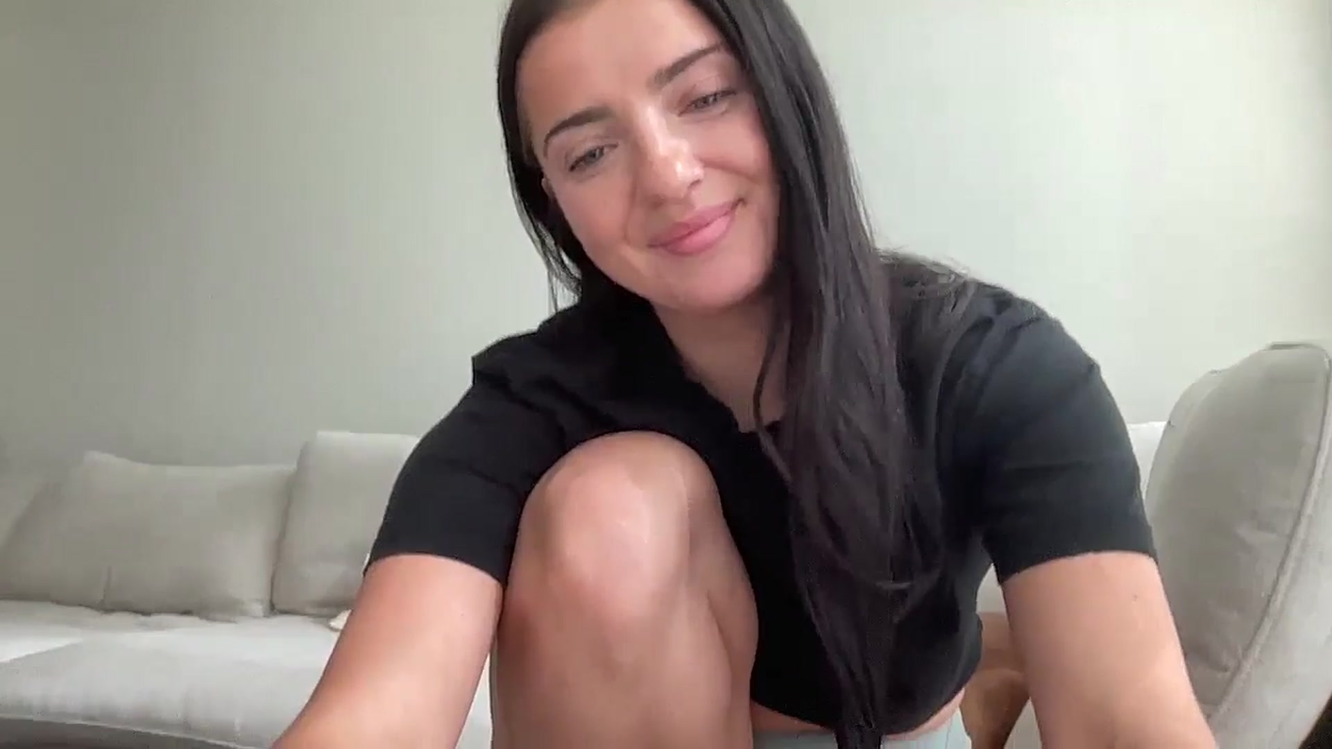 Gallery image thumbnail from arielxxx's myfreecams stream on, 09/22/2025, 19:03 image 12 of 20