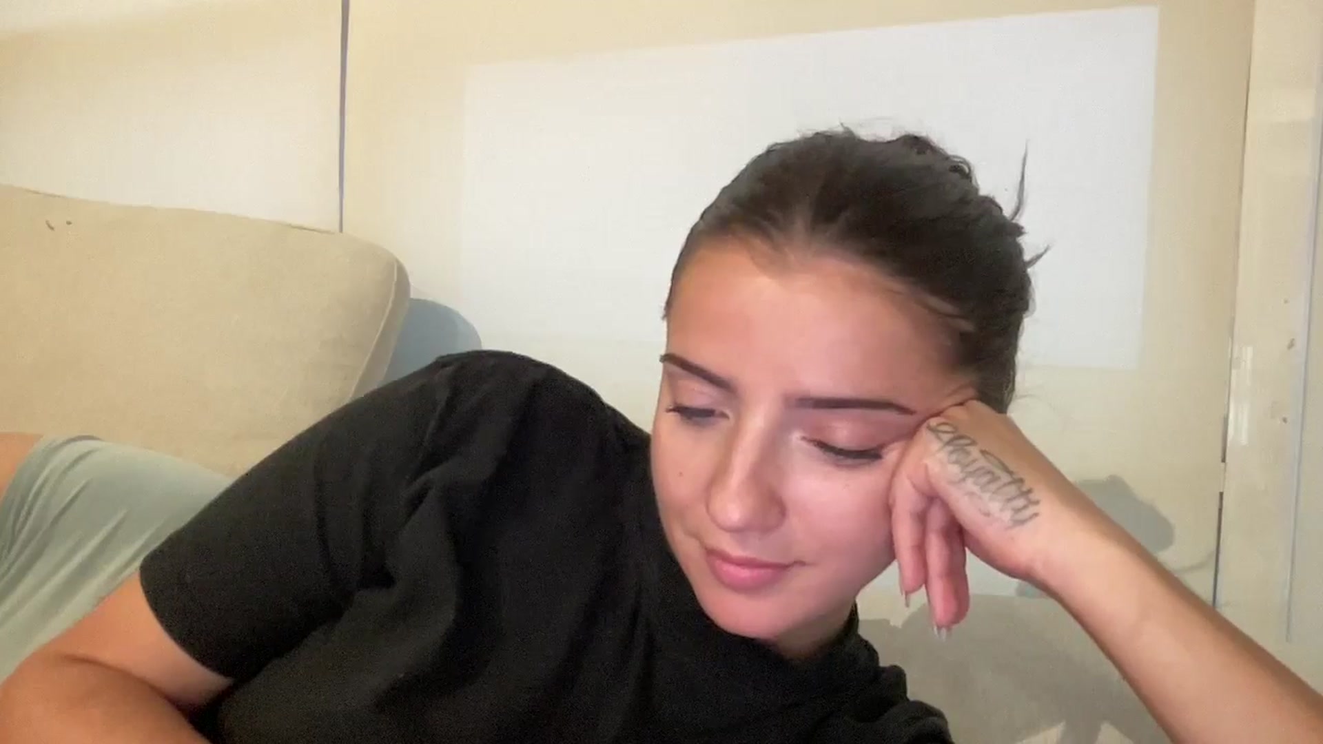 Gallery image thumbnail from arielxxx's myfreecams stream on, 09/22/2025, 23:27 image 17 of 20