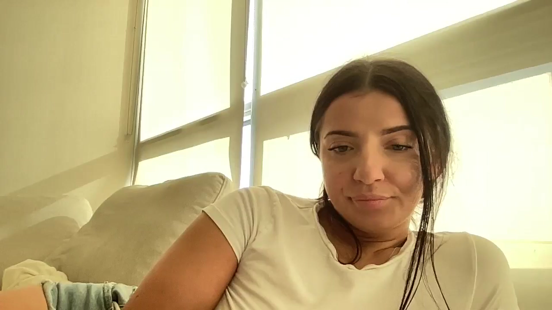 Gallery image thumbnail from arielxxx's myfreecams stream on, 09/27/2025, 20:36 image 16 of 20