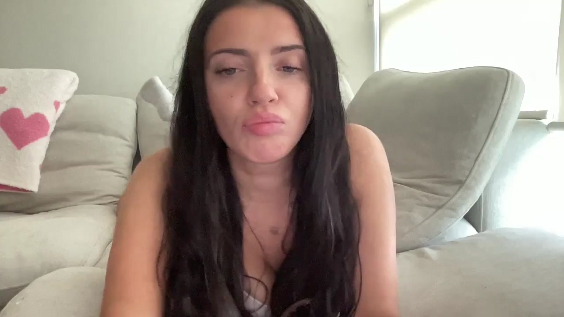 Gallery image thumbnail from arielxxx's myfreecams stream on, 10/31/2025, 16:37 image 20 of 20