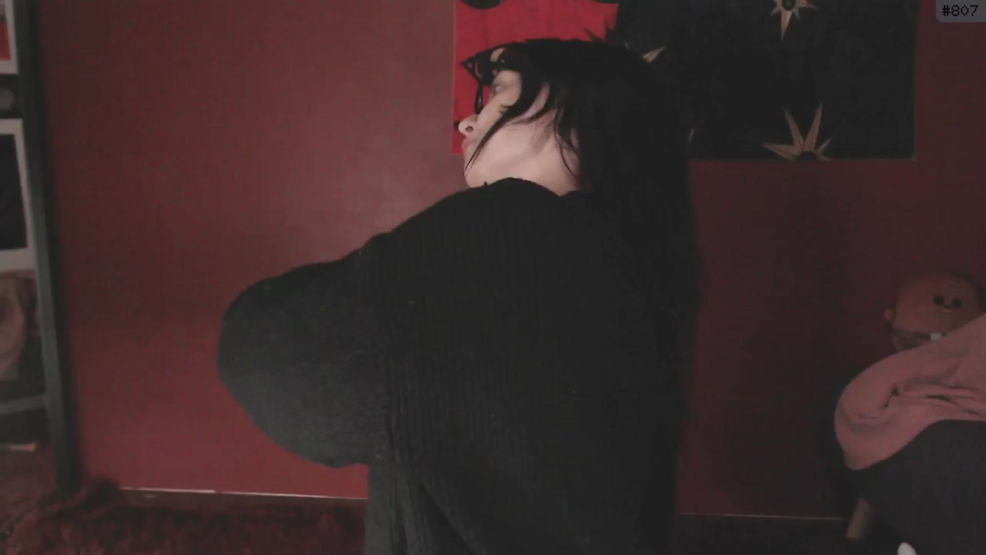 Gallery image thumbnail from aroom's myfreecams stream on, 06/03/2025, 24:03 image 1 of 20