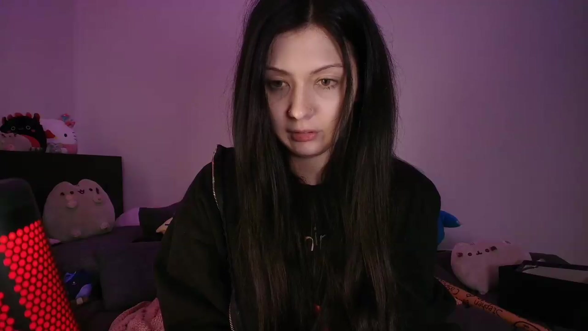 Gallery image thumbnail from aroom's myfreecams stream on, 07/13/2026, 05:18 image 14 of 20