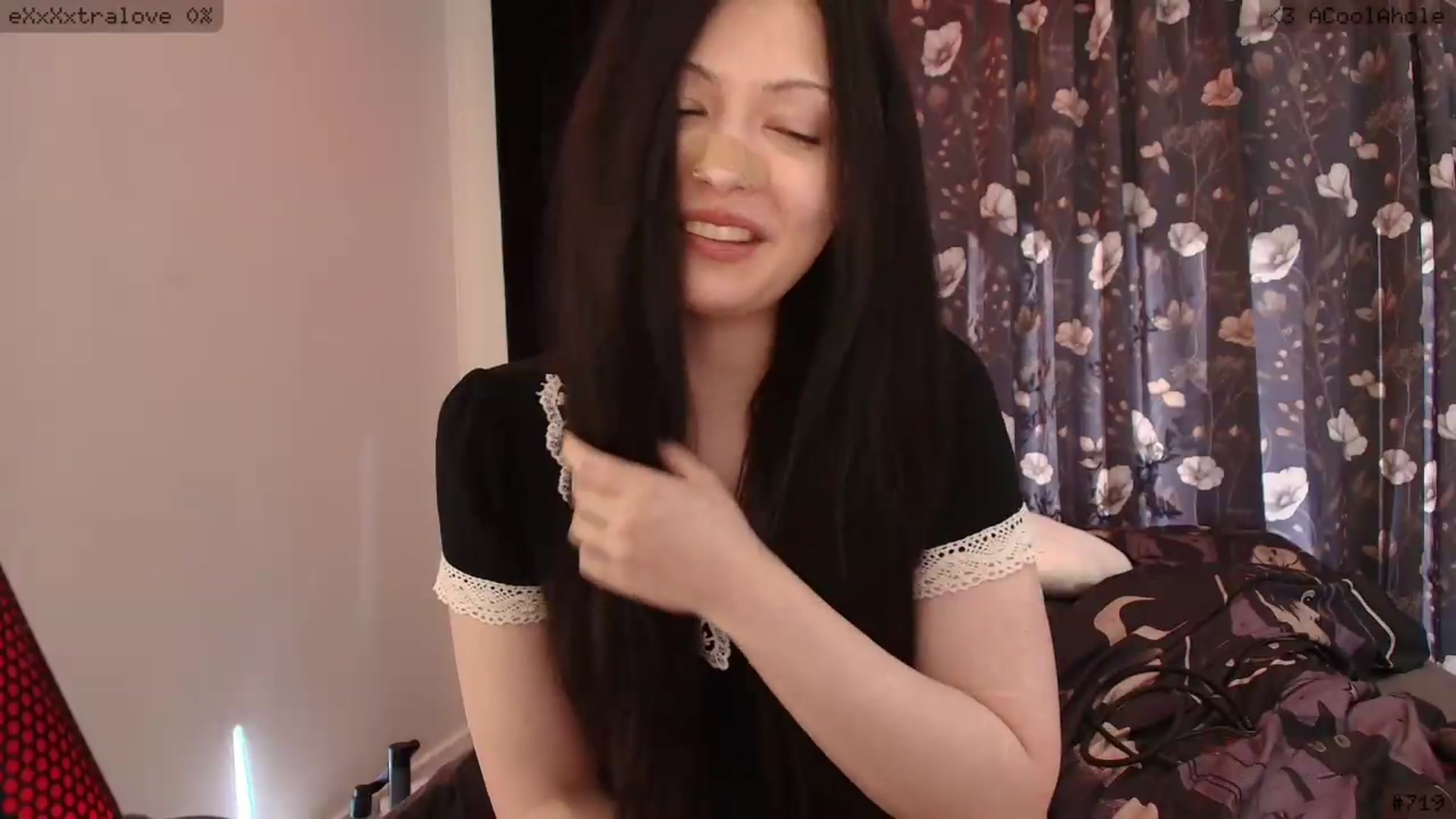 Gallery image thumbnail from aroom's myfreecams stream on, 07/16/2026, 03:47 image 16 of 20
