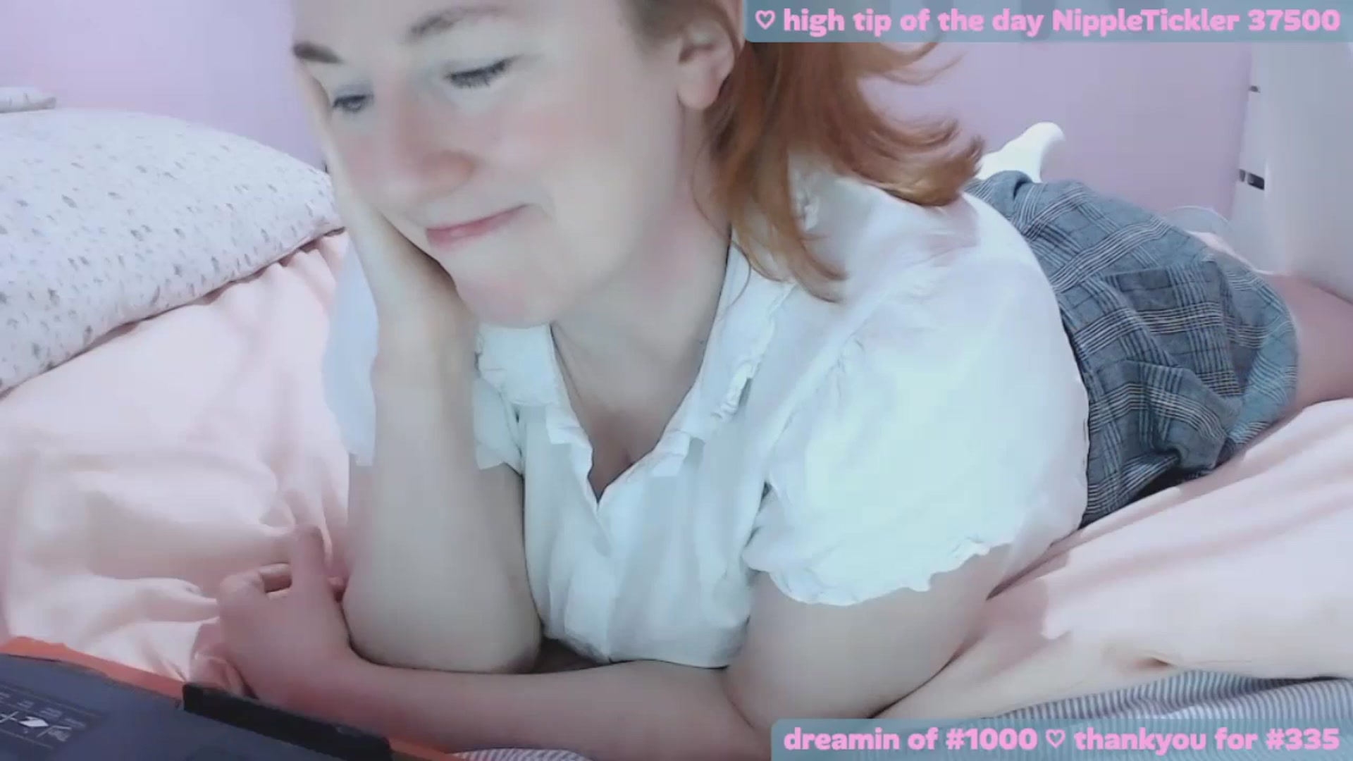 Gallery image thumbnail from arrabella's myfreecams stream on, 01/30/2026, 22:34 image 5 of 20