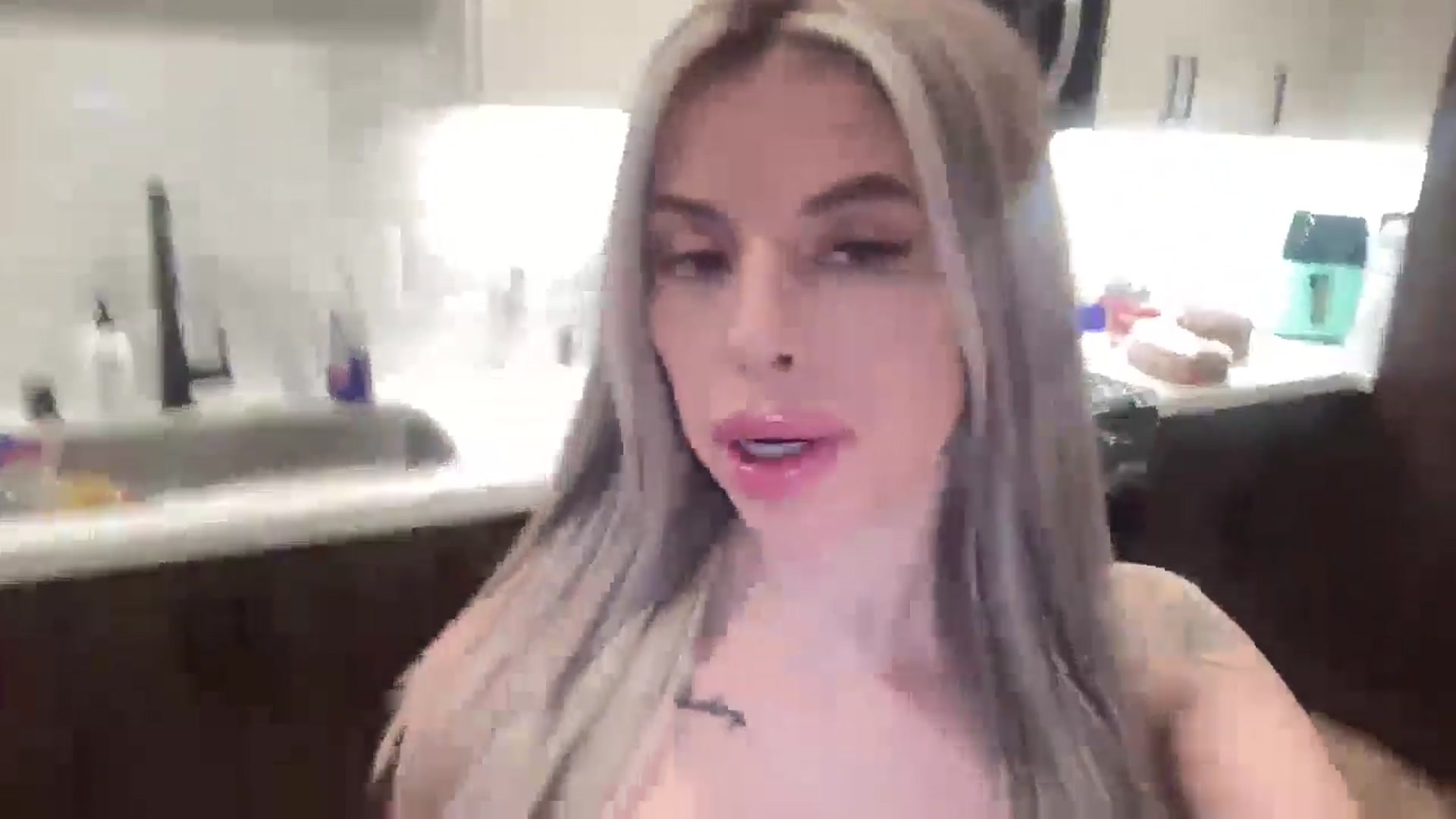 Gallery image thumbnail from aryaaxo's myfreecams stream on, 01/07/2025, 11:35 image 13 of 20