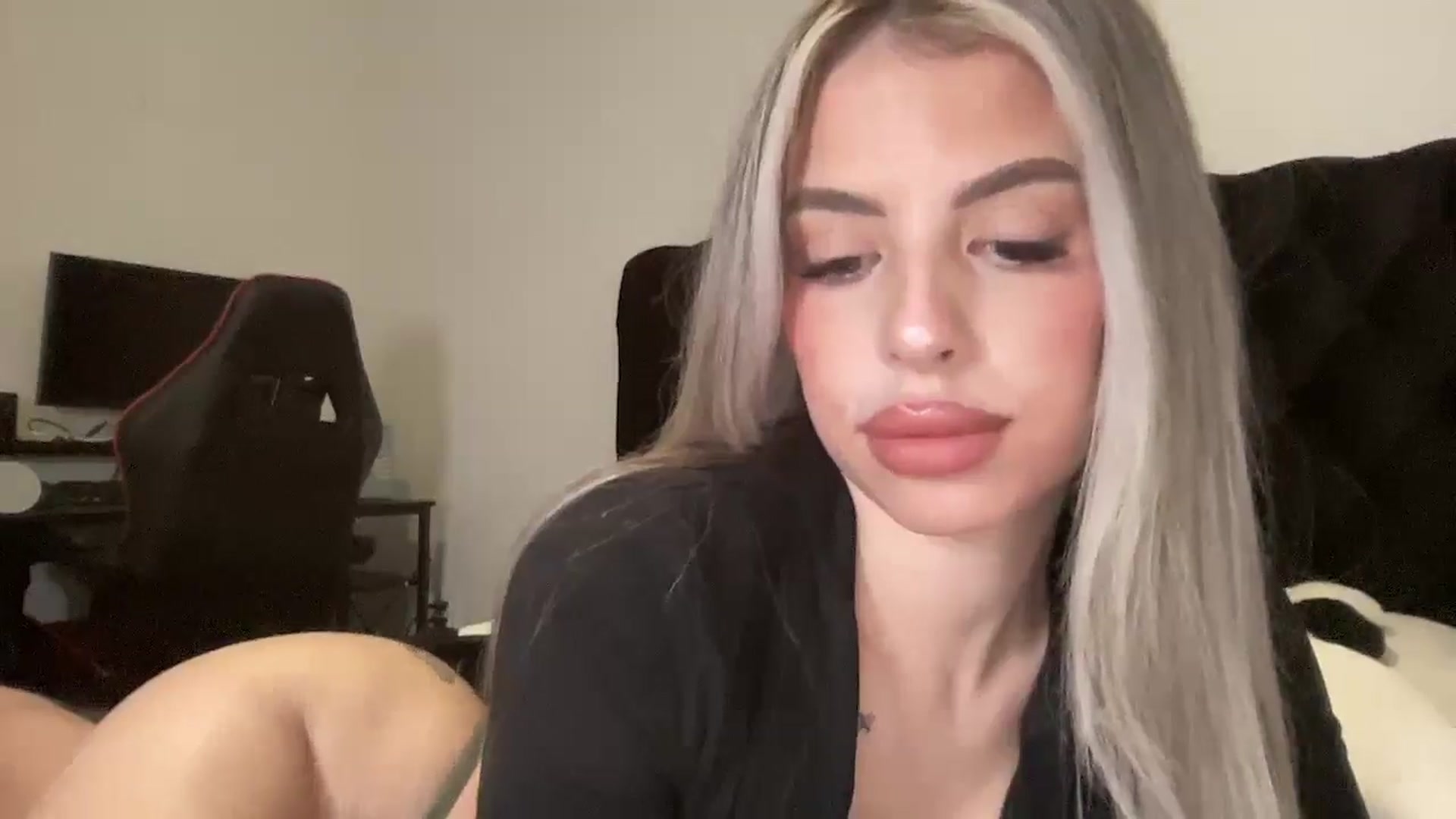 Gallery image thumbnail from aryaaxo's myfreecams stream on, 01/25/2025, 09:40 image 3 of 20