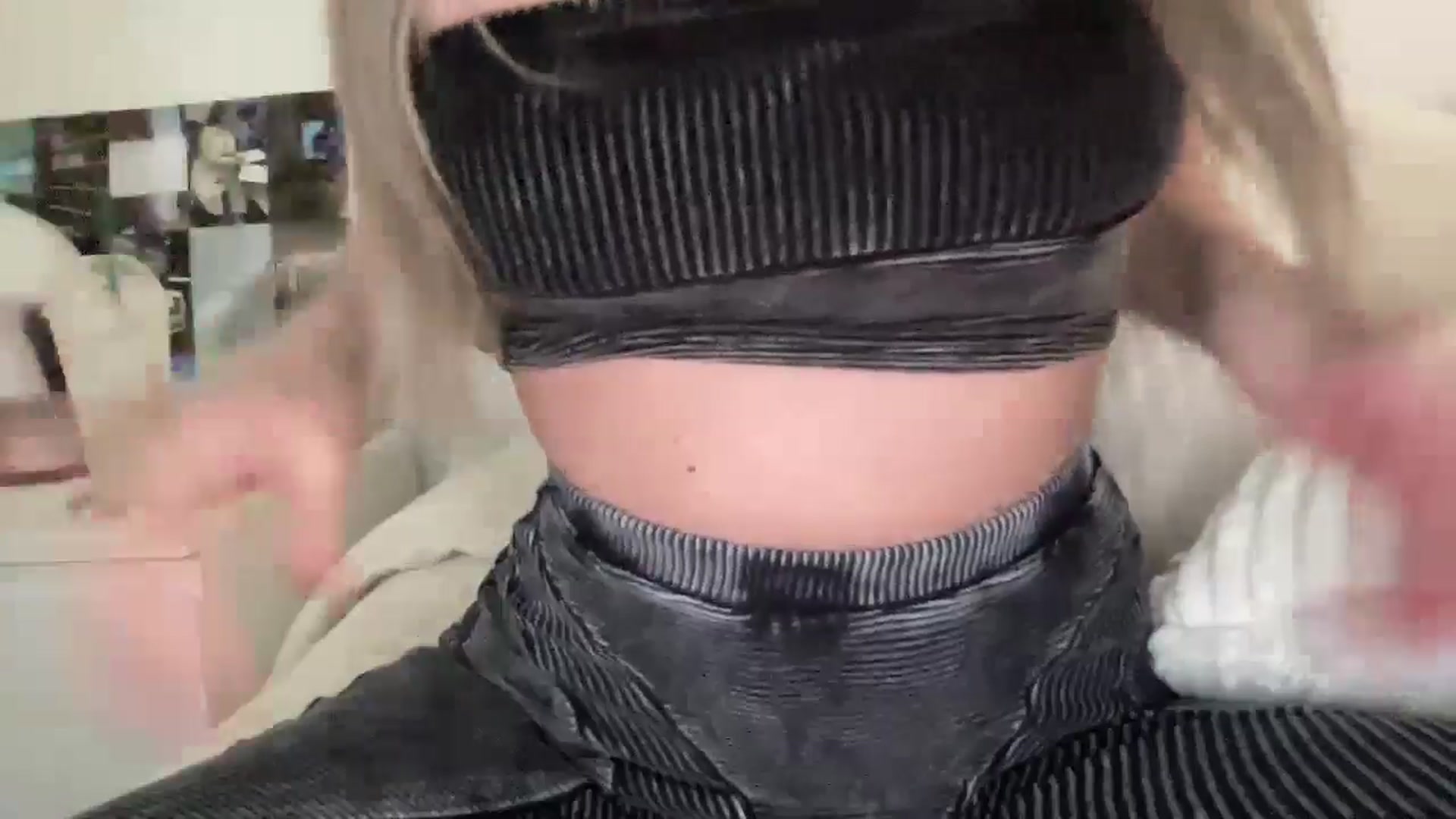 Gallery image thumbnail from aryaaxo's myfreecams stream on, 02/16/2025, 16:10 image 15 of 20